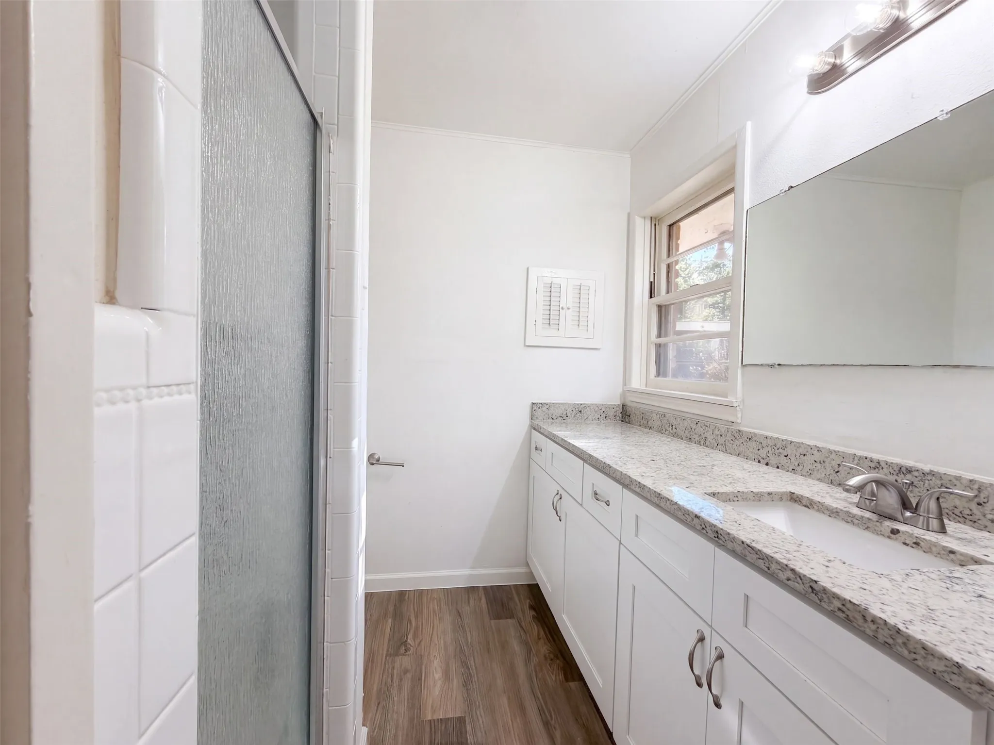 Single Family Residence For Sale in Tarrant County , 1725 Danciger Drive, Fort Worth, Texas 76112, 3 Bedroom, 2 Bathroom, Garage spaces, 2,031 Sqft, built in 1954, mls#21384801, Real Estate Agent in Fort Worth, Homes For Sale in Tarrant county, Homes For Sale in Fort Worth, Realtor in Fort Worth Texas, Real Estate Brokerage Independent Realty Texas, Luminita Cordes Realtor