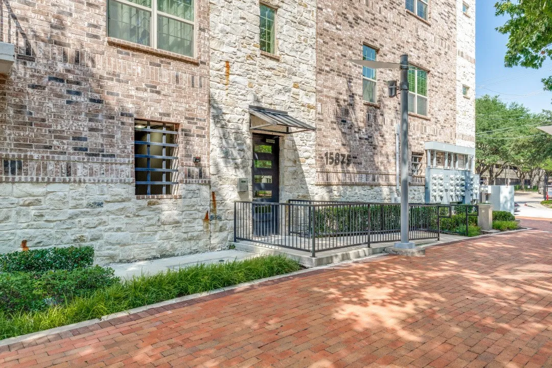 Condominium For Rent in Dallas County , 15875 Spectrum Drive 4105, Addison, Texas 75001, 3 Bedroom, 3 Bathroom, 2 Garage spaces, 1,754 Sqft, built in 2021, mls#21380520, Real Estate Agent in Addison, Homes For Rent in Dallas county, Homes For Rent in Addison, Realtor in Addison Texas, Real Estate Brokerage Independent Realty Texas, Luminita Cordes Realtor
