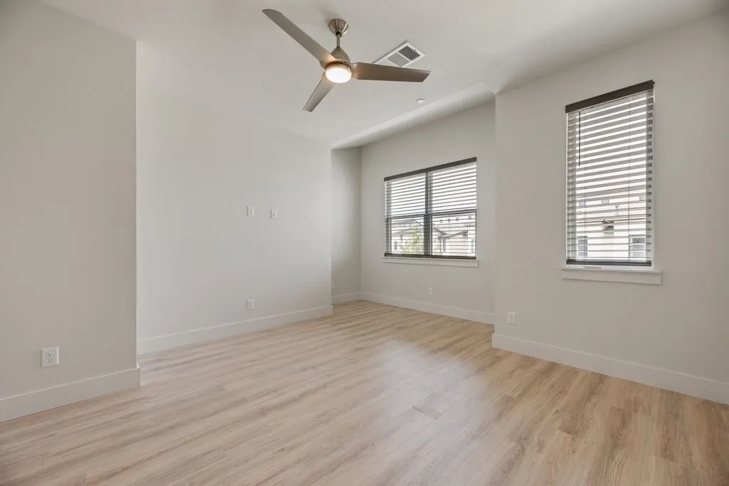 Townhouse For Rent in Denton County , 770 Cavitt Court, Prosper, Texas 75078, 3 Bedroom, 3 Bathroom, 2 Garage spaces, 1,868 Sqft, built in 2022, mls#21384756, Real Estate Agent in Prosper, Homes For Rent in Denton county, Homes For Rent in Prosper, Realtor in Prosper Texas, Real Estate Brokerage Independent Realty Texas, Luminita Cordes Realtor
