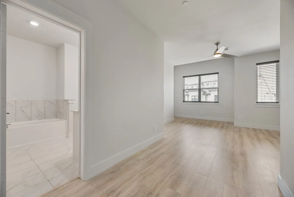 Townhouse For Rent in Denton County , 770 Cavitt Court, Prosper, Texas 75078, 3 Bedroom, 3 Bathroom, 2 Garage spaces, 1,868 Sqft, built in 2022, mls#21384756, Real Estate Agent in Prosper, Homes For Rent in Denton county, Homes For Rent in Prosper, Realtor in Prosper Texas, Real Estate Brokerage Independent Realty Texas, Luminita Cordes Realtor