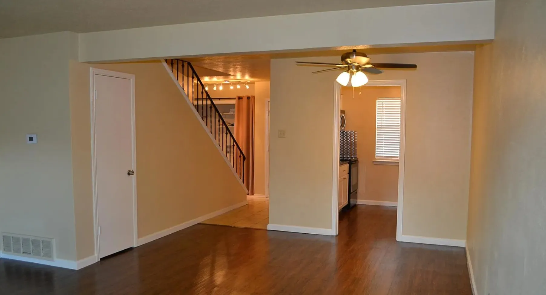 Duplex For Sale in Collin County , 2204 E 18th Street N NA, Plano, Texas 75074, 6 Bedroom, 4 Bathroom, Garage spaces, 0 Sqft, built in 1975, mls#21381615, Real Estate Agent in Plano, Homes For Sale in Collin county, Homes For Sale in Plano, Realtor in Plano Texas, Real Estate Brokerage Independent Realty Texas, Luminita Cordes Realtor