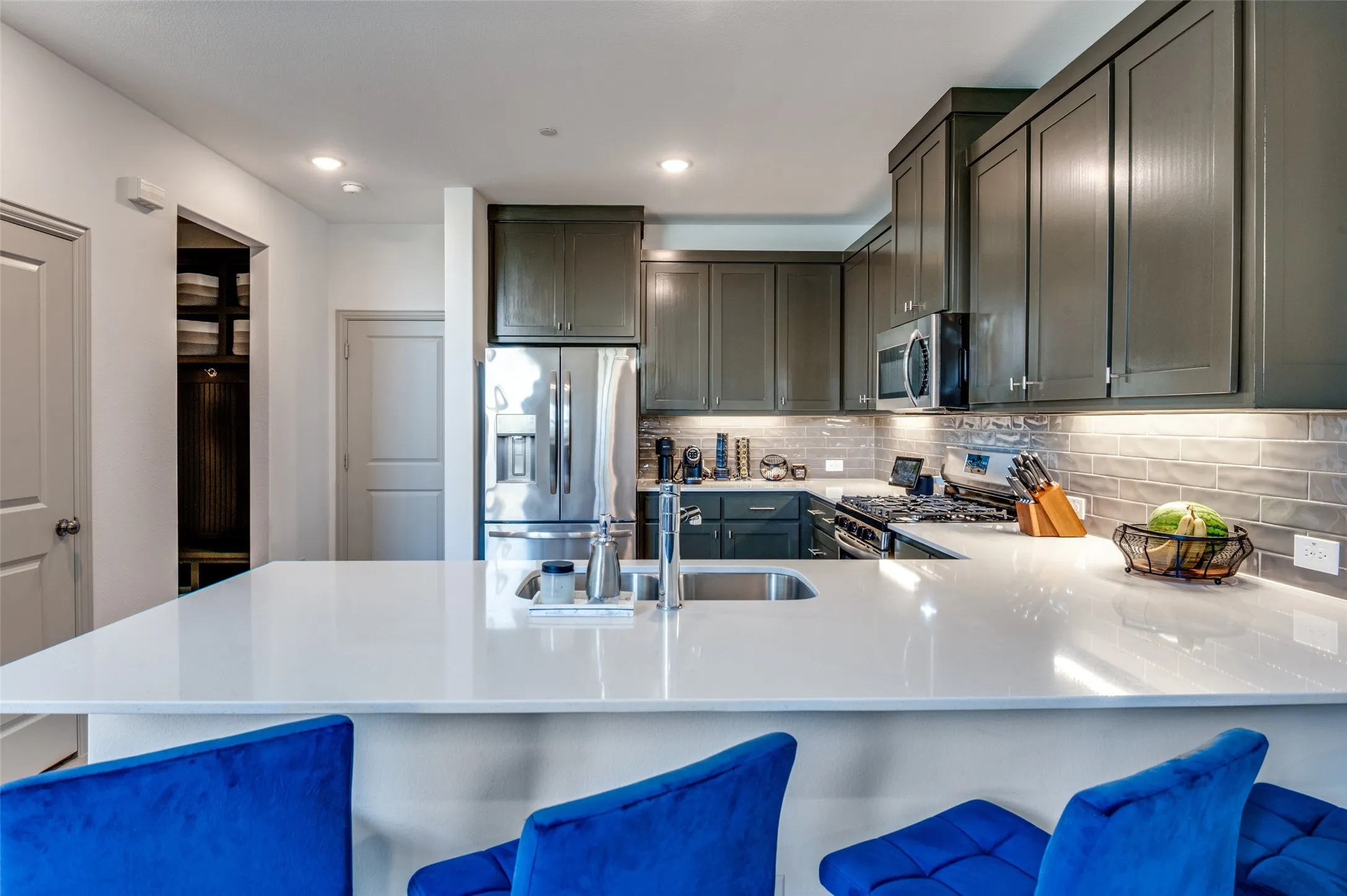 Townhouse For Rent in Collin County , 8725 Phoebe Road, Frisco, Texas 75035, 2 Bedroom, 3 Bathroom, 2 Garage spaces, 1,761 Sqft, built in 2023, mls#21384388, Real Estate Agent in Frisco, Homes For Rent in Collin county, Homes For Rent in Frisco, Realtor in Frisco Texas, Real Estate Brokerage Independent Realty Texas, Luminita Cordes Realtor