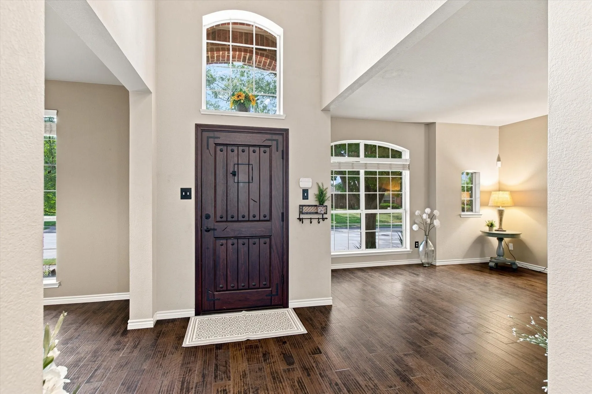 Single Family Residence For Sale in Denton County , 6625 Stewart Boulevard, The Colony, Texas 75056, 4 Bedroom, 3 Bathroom, 2 Garage spaces, 3,001 Sqft, built in 2001, mls#21373347, Real Estate Agent in The Colony, Homes For Sale in Denton county, Homes For Sale in The Colony, Realtor in The Colony Texas, Real Estate Brokerage Independent Realty Texas, Luminita Cordes Realtor