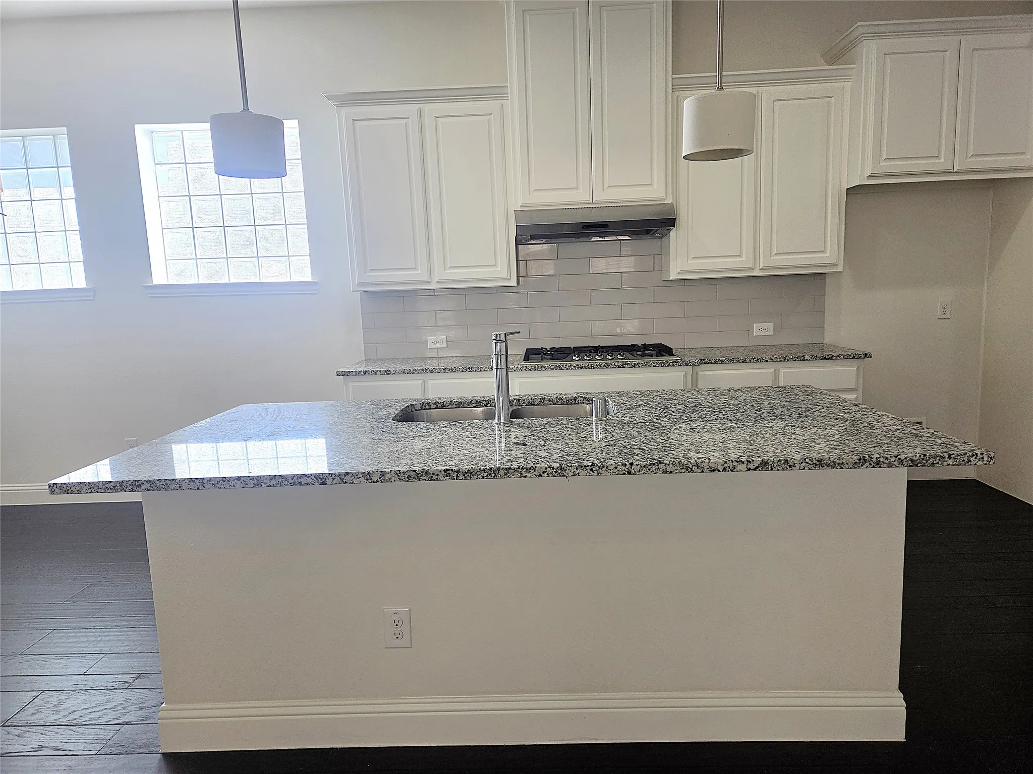 Single Family Residence For Rent in Collin County , 612 Arma Road, Allen, Texas 75002, 3 Bedroom, 2 Bathroom, 2 Garage spaces, 1,753 Sqft, built in 2016, mls#21384827, Real Estate Agent in Allen, Homes For Rent in Collin county, Homes For Rent in Allen, Realtor in Allen Texas, Real Estate Brokerage Independent Realty Texas, Luminita Cordes Realtor