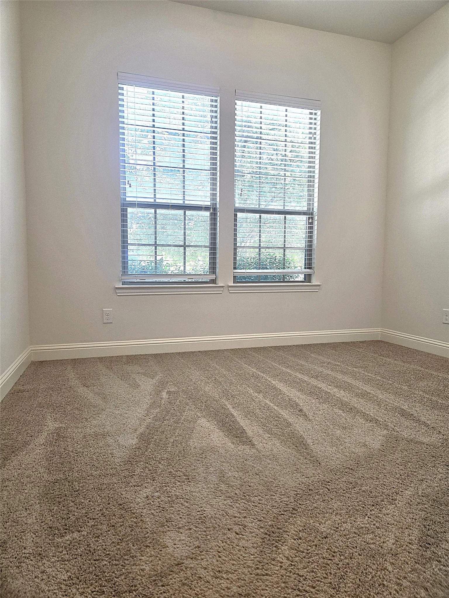 Single Family Residence For Rent in Collin County , 612 Arma Road, Allen, Texas 75002, 3 Bedroom, 2 Bathroom, 2 Garage spaces, 1,753 Sqft, built in 2016, mls#21384827, Real Estate Agent in Allen, Homes For Rent in Collin county, Homes For Rent in Allen, Realtor in Allen Texas, Real Estate Brokerage Independent Realty Texas, Luminita Cordes Realtor