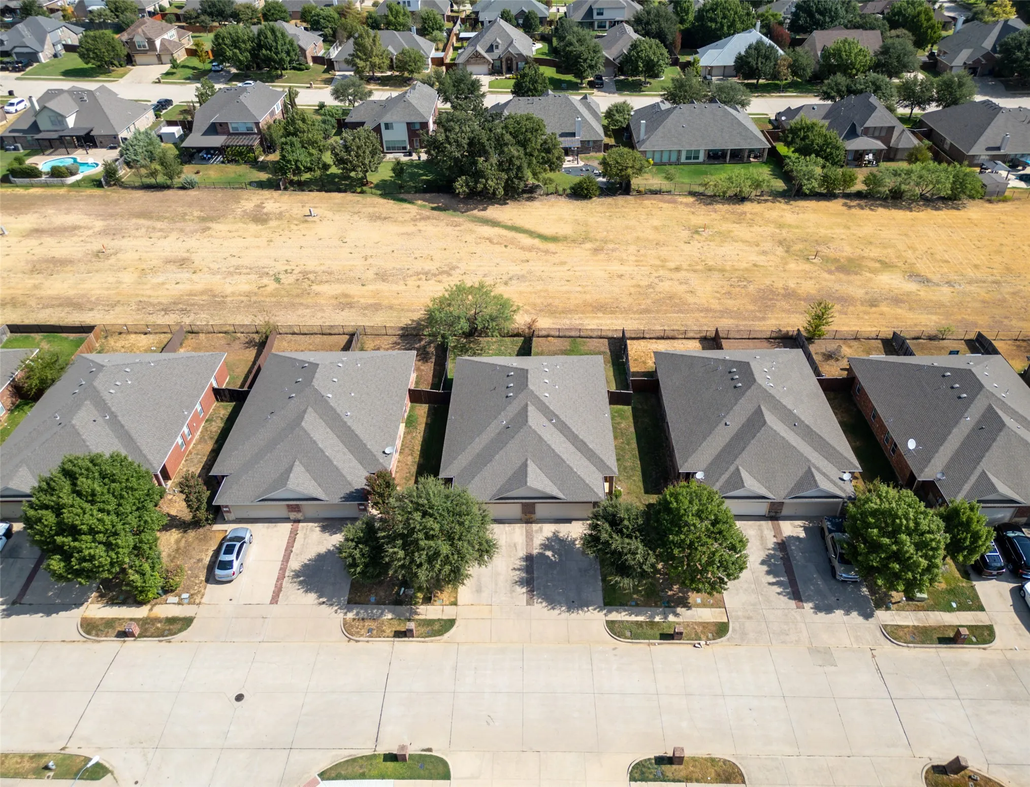 Duplex For Rent in Tarrant County , 1314 Piedmont Drive, Mansfield, Texas 76063, 3 Bedroom, 2 Bathroom, 2 Garage spaces, 1,222 Sqft, built in 2008, mls#21384359, Real Estate Agent in Mansfield, Homes For Rent in Tarrant county, Homes For Rent in Mansfield, Realtor in Mansfield Texas, Real Estate Brokerage Independent Realty Texas, Luminita Cordes Realtor