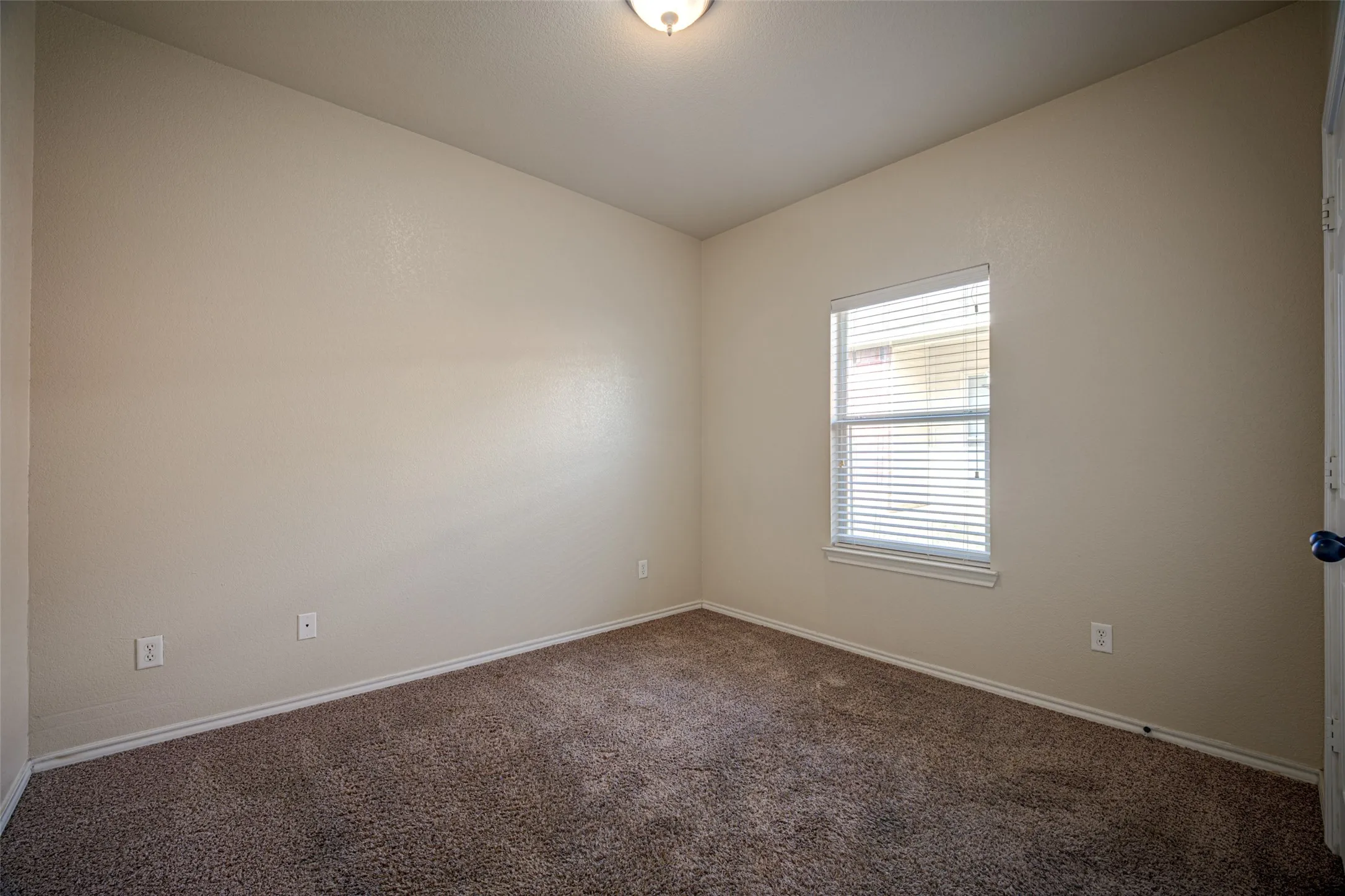 Duplex For Rent in Tarrant County , 1314 Piedmont Drive, Mansfield, Texas 76063, 3 Bedroom, 2 Bathroom, 2 Garage spaces, 1,222 Sqft, built in 2008, mls#21384359, Real Estate Agent in Mansfield, Homes For Rent in Tarrant county, Homes For Rent in Mansfield, Realtor in Mansfield Texas, Real Estate Brokerage Independent Realty Texas, Luminita Cordes Realtor