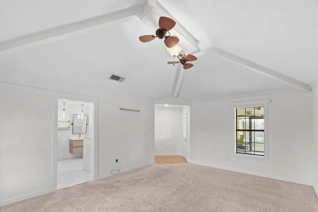 Single Family Residence For Sale in Hopkins County , 1620 College St Street, Sulphur Springs, Texas 75482, 3 Bedroom, 2 Bathroom, 2 Garage spaces, 2,117 Sqft, built in 1984, mls#21384835, Real Estate Agent in Sulphur Springs, Homes For Sale in Hopkins county, Homes For Sale in Sulphur Springs, Realtor in Sulphur Springs Texas, Real Estate Brokerage Independent Realty Texas, Luminita Cordes Realtor