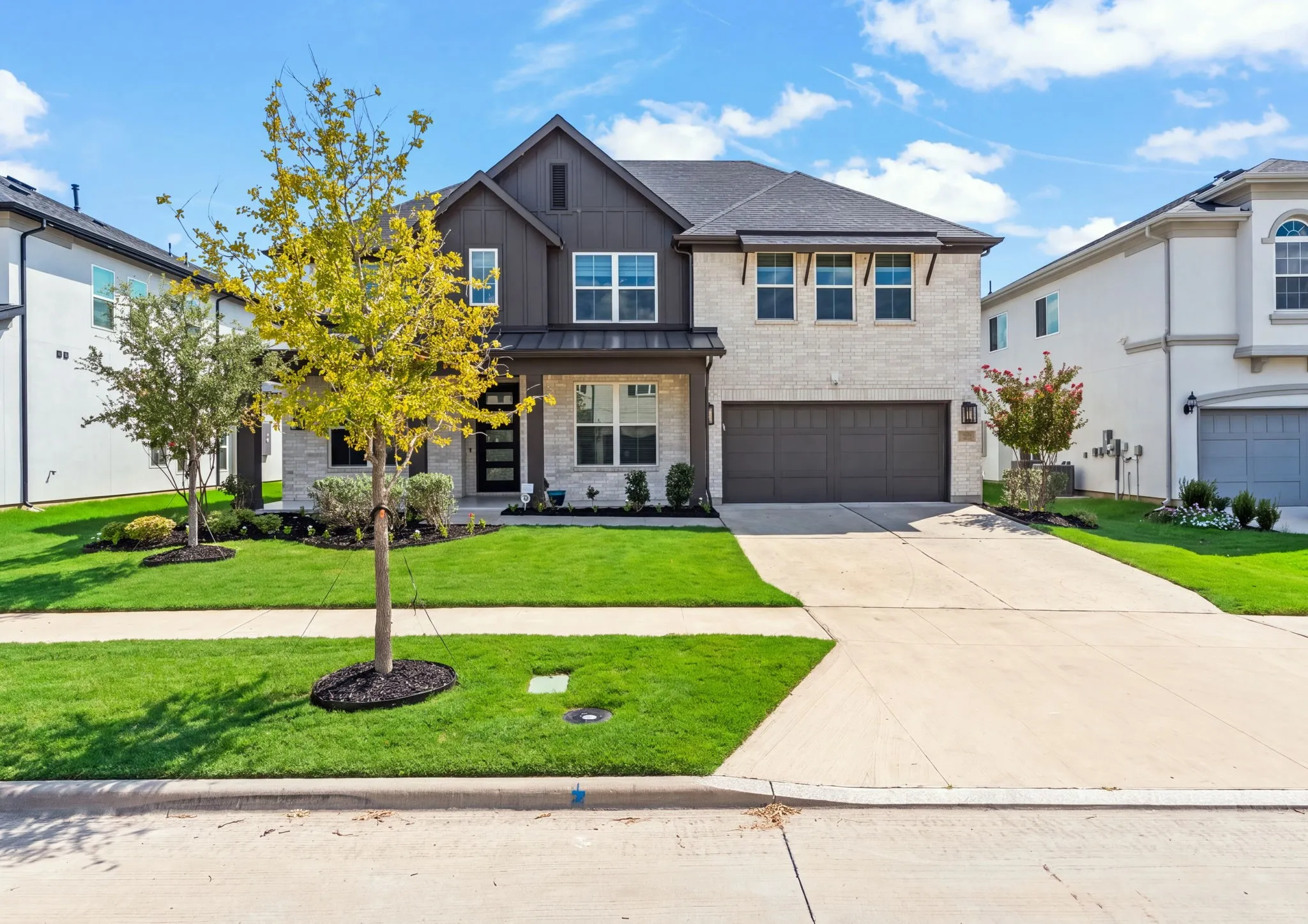 Single Family Residence For Sale in Collin County , 12637 Diamond Creek Drive, Frisco, Texas 75035, 5 Bedroom, 5 Bathroom, 2 Garage spaces, 3,632 Sqft, built in 2023, mls#21368269, Real Estate Agent in Frisco, Homes For Sale in Collin county, Homes For Sale in Frisco, Realtor in Frisco Texas, Real Estate Brokerage Independent Realty Texas, Luminita Cordes Realtor