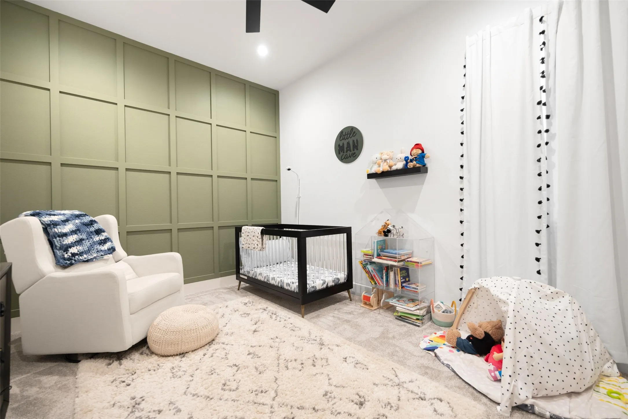 Custom panelled wall, nice sized secondary bedroom with a ful walk in closet and​​‌​​​​‌​​‌‌​‌‌​​​‌‌​‌​‌​‌​​​‌​​ window