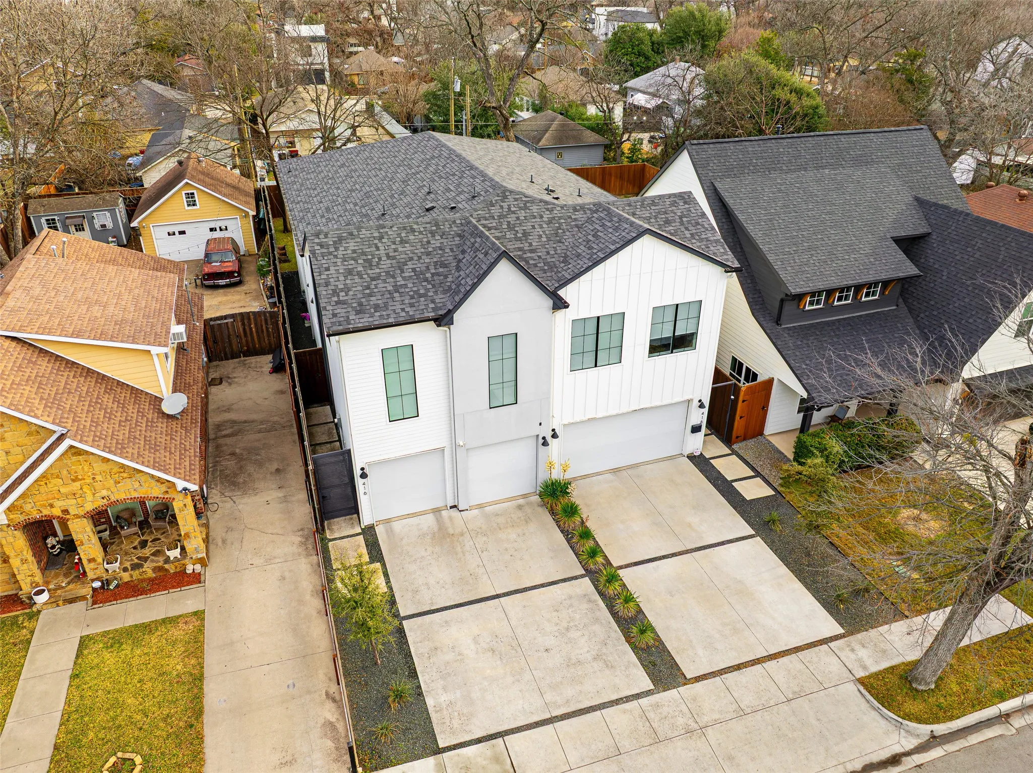 Townhouse For Rent in Dallas County , 416 Grandview Avenue, Dallas, Texas 75223, 3 Bedroom, 3 Bathroom, 2 Garage spaces, 2,135 Sqft, built in 2021, mls#21384838, Real Estate Agent in Dallas, Homes For Rent in Dallas county, Homes For Rent in Dallas, Realtor in Dallas Texas, Real Estate Brokerage Independent Realty Texas, Luminita Cordes Realtor
