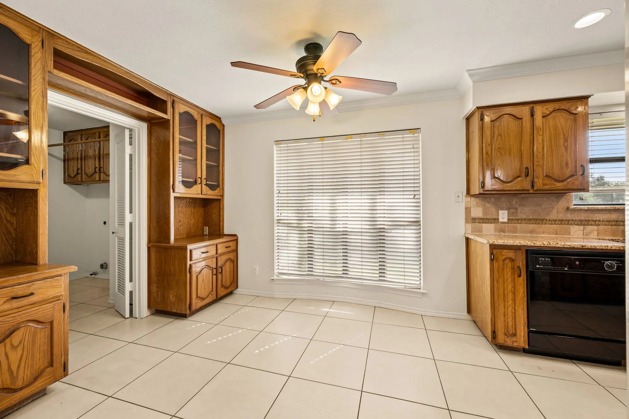 Single Family Residence For Sale in Dallas County , 628 Shadowcrest Lane, Coppell, Texas 75019, 4 Bedroom, 2 Bathroom, 2 Garage spaces, 2,294 Sqft, built in 1983, mls#21384420, Real Estate Agent in Coppell, Homes For Sale in Dallas county, Homes For Sale in Coppell, Realtor in Coppell Texas, Real Estate Brokerage Independent Realty Texas, Luminita Cordes Realtor