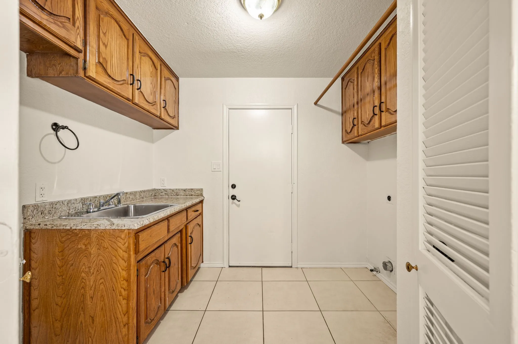 Single Family Residence For Sale in Dallas County , 628 Shadowcrest Lane, Coppell, Texas 75019, 4 Bedroom, 2 Bathroom, 2 Garage spaces, 2,294 Sqft, built in 1983, mls#21384420, Real Estate Agent in Coppell, Homes For Sale in Dallas county, Homes For Sale in Coppell, Realtor in Coppell Texas, Real Estate Brokerage Independent Realty Texas, Luminita Cordes Realtor