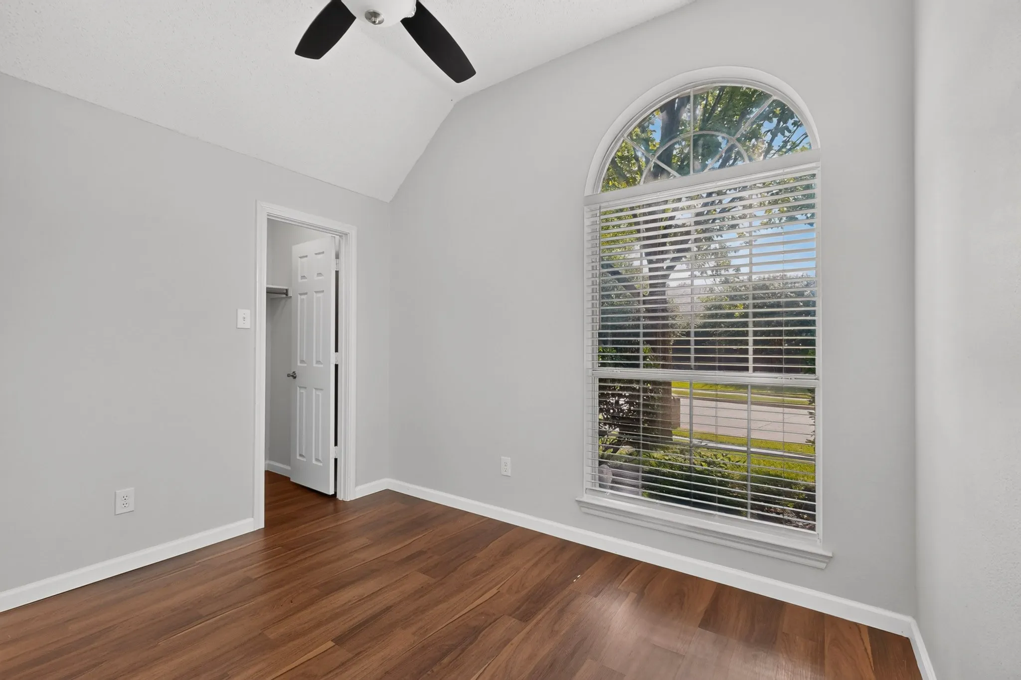 Single Family Residence For Rent in Collin County , 304 Belvedere Drive, Allen, Texas 75013, 4 Bedroom, 3 Bathroom, 2 Garage spaces, 2,293 Sqft, built in 1994, mls#21382093, Real Estate Agent in Allen, Homes For Rent in Collin county, Homes For Rent in Allen, Realtor in Allen Texas, Real Estate Brokerage Independent Realty Texas, Luminita Cordes Realtor