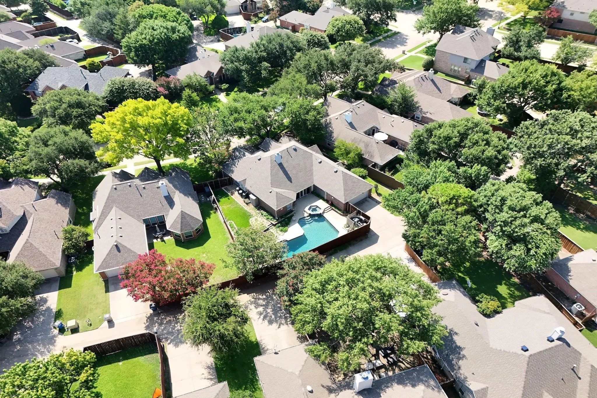 Single Family Residence For Rent in Collin County , 304 Belvedere Drive, Allen, Texas 75013, 4 Bedroom, 3 Bathroom, 2 Garage spaces, 2,293 Sqft, built in 1994, mls#21382093, Real Estate Agent in Allen, Homes For Rent in Collin county, Homes For Rent in Allen, Realtor in Allen Texas, Real Estate Brokerage Independent Realty Texas, Luminita Cordes Realtor