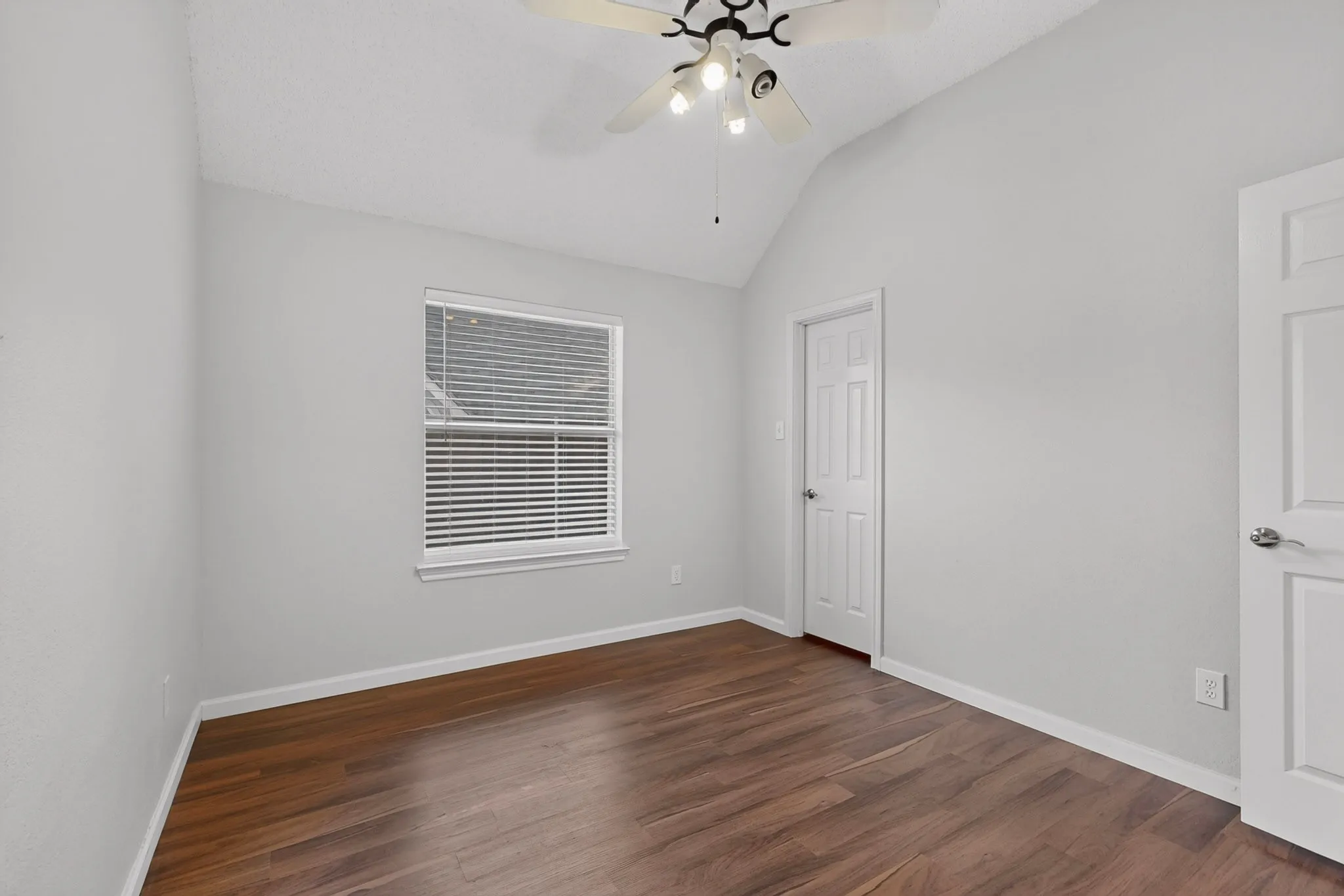 Single Family Residence For Rent in Collin County , 304 Belvedere Drive, Allen, Texas 75013, 4 Bedroom, 3 Bathroom, 2 Garage spaces, 2,293 Sqft, built in 1994, mls#21382093, Real Estate Agent in Allen, Homes For Rent in Collin county, Homes For Rent in Allen, Realtor in Allen Texas, Real Estate Brokerage Independent Realty Texas, Luminita Cordes Realtor