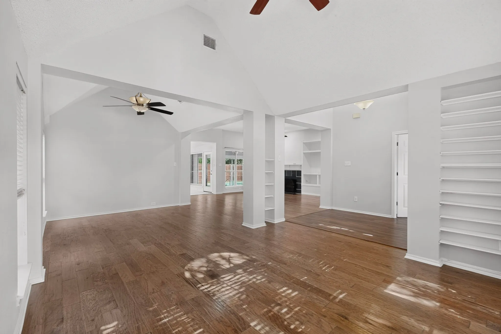 Single Family Residence For Rent in Collin County , 304 Belvedere Drive, Allen, Texas 75013, 4 Bedroom, 3 Bathroom, 2 Garage spaces, 2,293 Sqft, built in 1994, mls#21382093, Real Estate Agent in Allen, Homes For Rent in Collin county, Homes For Rent in Allen, Realtor in Allen Texas, Real Estate Brokerage Independent Realty Texas, Luminita Cordes Realtor