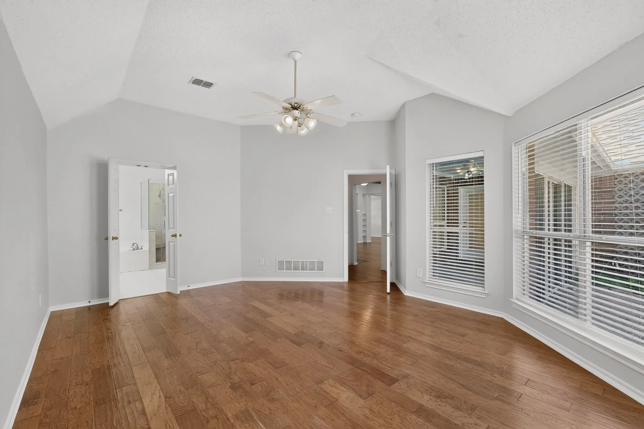 Single Family Residence For Rent in Collin County , 304 Belvedere Drive, Allen, Texas 75013, 4 Bedroom, 3 Bathroom, 2 Garage spaces, 2,293 Sqft, built in 1994, mls#21382093, Real Estate Agent in Allen, Homes For Rent in Collin county, Homes For Rent in Allen, Realtor in Allen Texas, Real Estate Brokerage Independent Realty Texas, Luminita Cordes Realtor