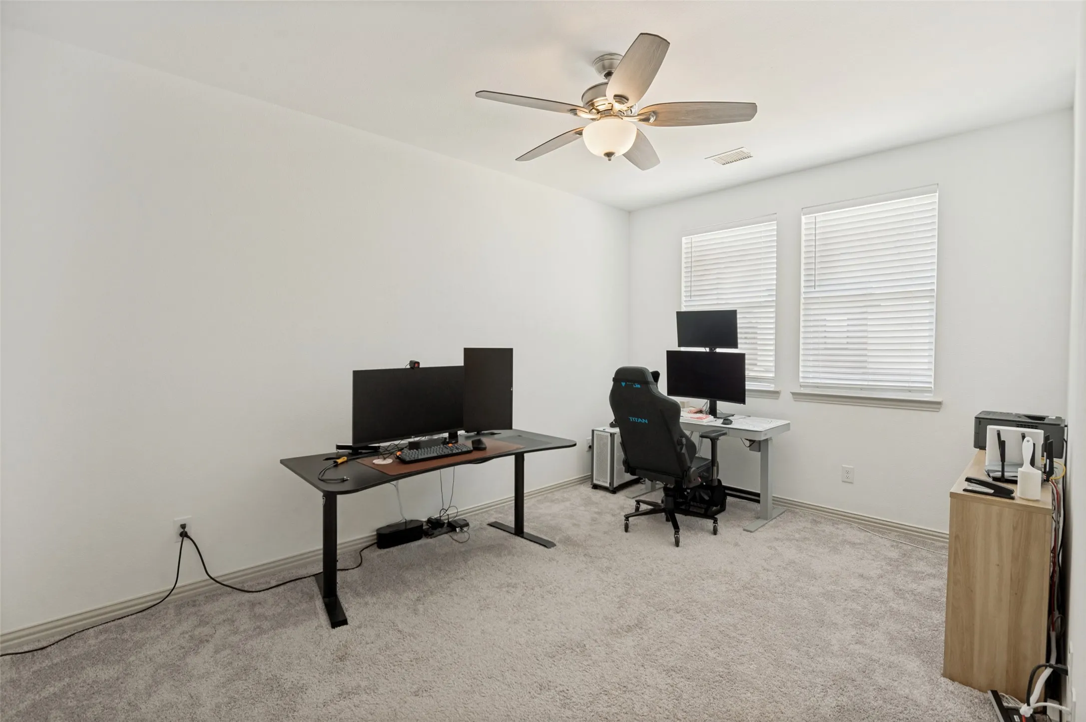 Townhouse For Sale in Collin County , 917 Utica Drive, Mc Kinney, Texas 75069, 3 Bedroom, 3 Bathroom, 2 Garage spaces, 1,694 Sqft, built in 2020, mls#21384853, Real Estate Agent in Mc Kinney, Homes For Sale in Collin county, Homes For Sale in Mc Kinney, Realtor in Mc Kinney Texas, Real Estate Brokerage Independent Realty Texas, Luminita Cordes Realtor