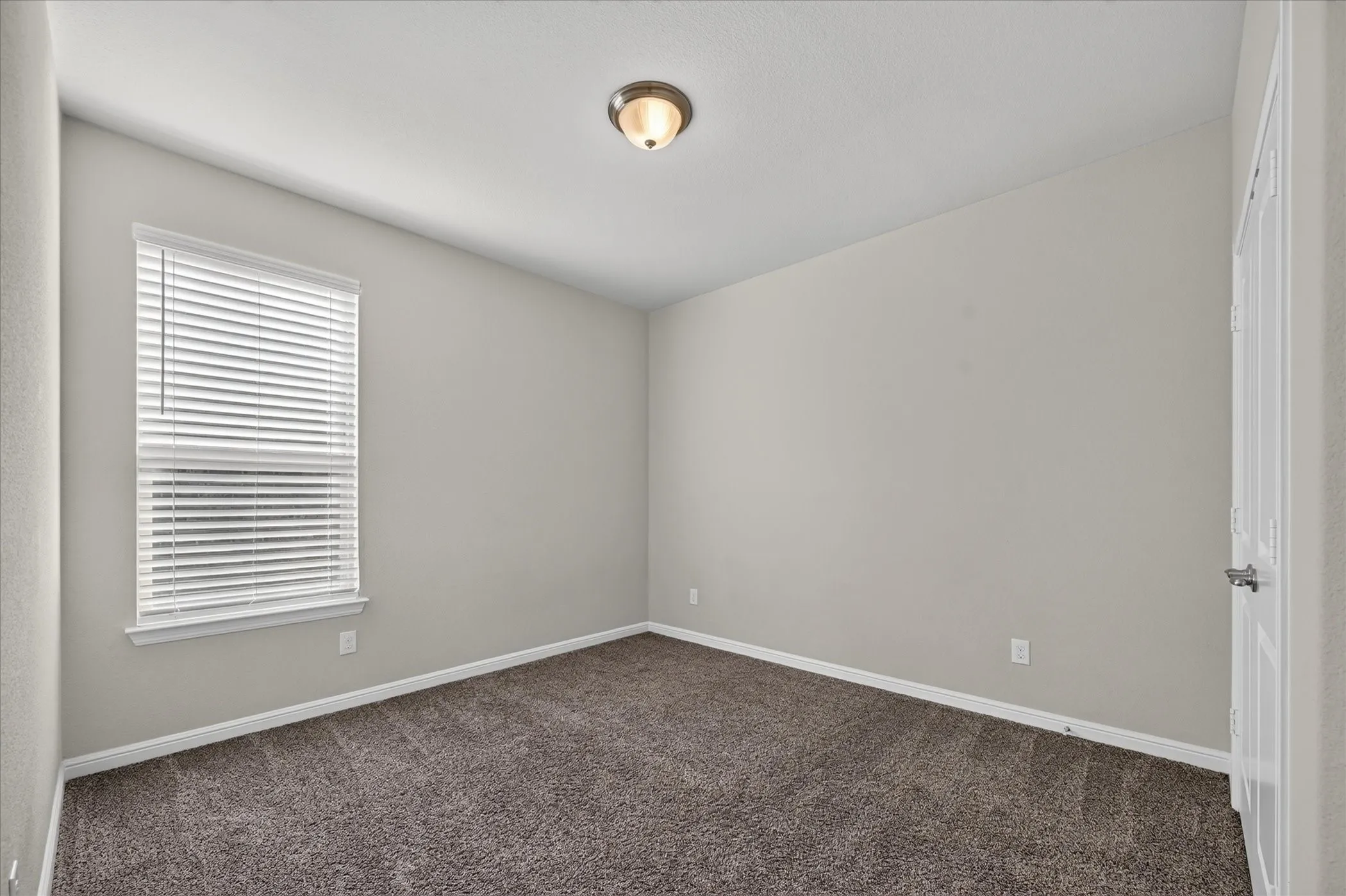 Single Family Residence For Sale in Denton County , 2508 Clay Creek Lane, Fort Worth, Texas 76177, 3 Bedroom, 2 Bathroom, 2 Garage spaces, 2,031 Sqft, built in 2019, mls#21384834, Real Estate Agent in Fort Worth, Homes For Sale in Denton county, Homes For Sale in Fort Worth, Realtor in Fort Worth Texas, Real Estate Brokerage Independent Realty Texas, Luminita Cordes Realtor