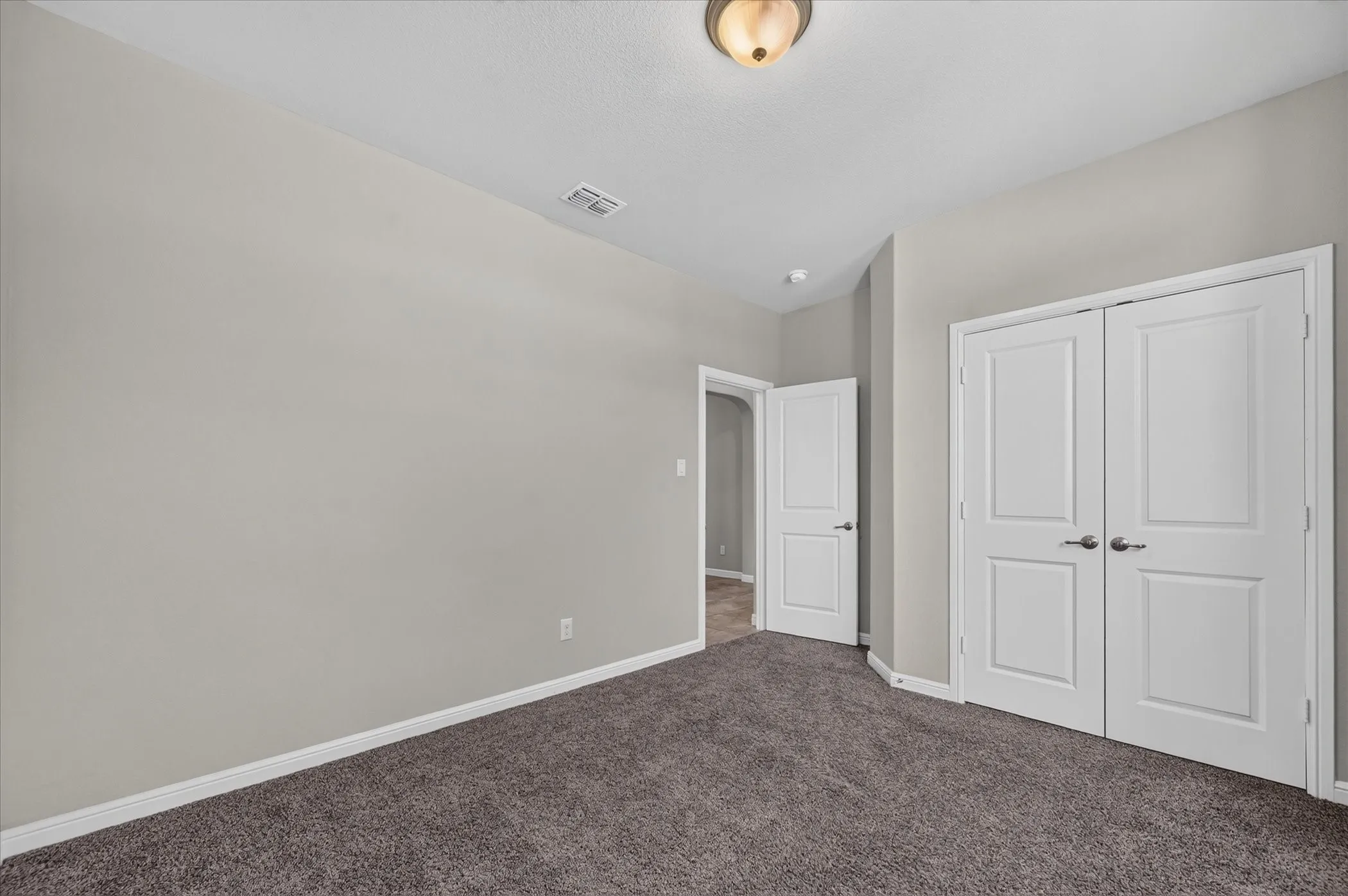 Single Family Residence For Sale in Denton County , 2508 Clay Creek Lane, Fort Worth, Texas 76177, 3 Bedroom, 2 Bathroom, 2 Garage spaces, 2,031 Sqft, built in 2019, mls#21384834, Real Estate Agent in Fort Worth, Homes For Sale in Denton county, Homes For Sale in Fort Worth, Realtor in Fort Worth Texas, Real Estate Brokerage Independent Realty Texas, Luminita Cordes Realtor