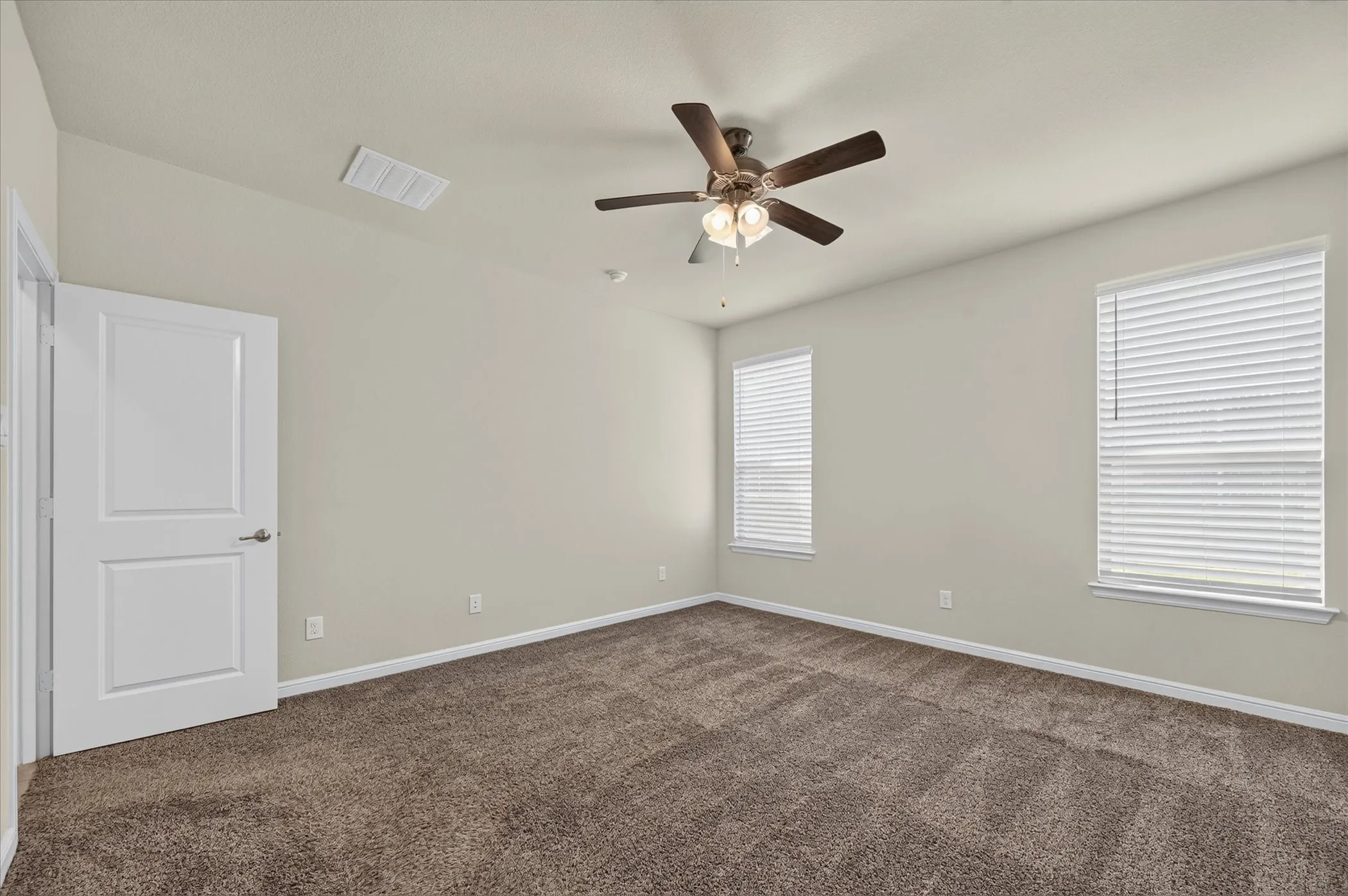 Single Family Residence For Sale in Denton County , 2508 Clay Creek Lane, Fort Worth, Texas 76177, 3 Bedroom, 2 Bathroom, 2 Garage spaces, 2,031 Sqft, built in 2019, mls#21384834, Real Estate Agent in Fort Worth, Homes For Sale in Denton county, Homes For Sale in Fort Worth, Realtor in Fort Worth Texas, Real Estate Brokerage Independent Realty Texas, Luminita Cordes Realtor