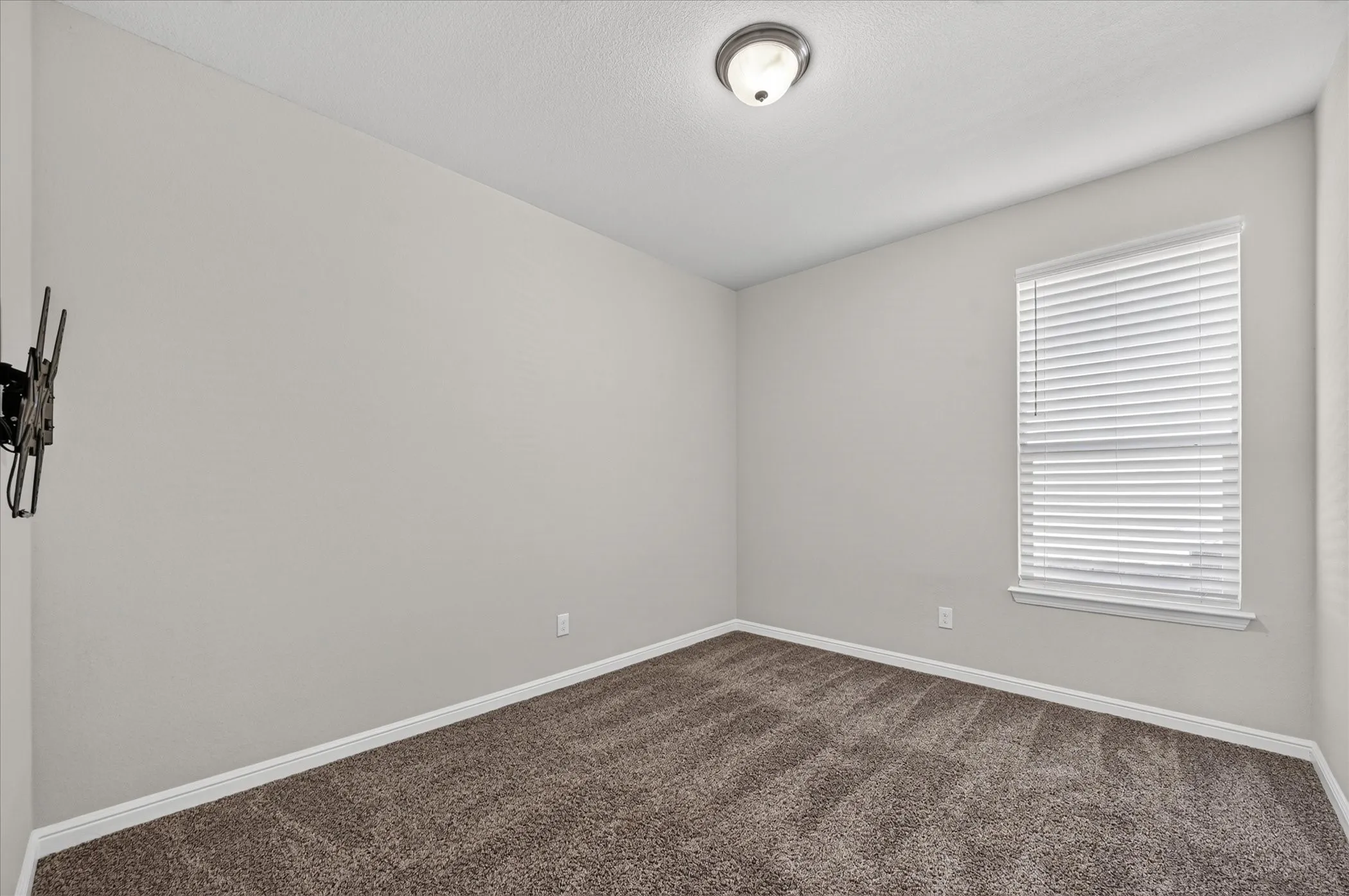 Single Family Residence For Sale in Denton County , 2508 Clay Creek Lane, Fort Worth, Texas 76177, 3 Bedroom, 2 Bathroom, 2 Garage spaces, 2,031 Sqft, built in 2019, mls#21384834, Real Estate Agent in Fort Worth, Homes For Sale in Denton county, Homes For Sale in Fort Worth, Realtor in Fort Worth Texas, Real Estate Brokerage Independent Realty Texas, Luminita Cordes Realtor