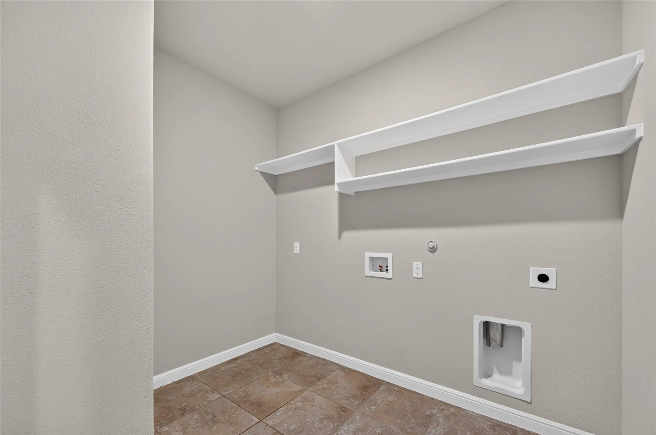 Single Family Residence For Sale in Denton County , 2508 Clay Creek Lane, Fort Worth, Texas 76177, 3 Bedroom, 2 Bathroom, 2 Garage spaces, 2,031 Sqft, built in 2019, mls#21384834, Real Estate Agent in Fort Worth, Homes For Sale in Denton county, Homes For Sale in Fort Worth, Realtor in Fort Worth Texas, Real Estate Brokerage Independent Realty Texas, Luminita Cordes Realtor