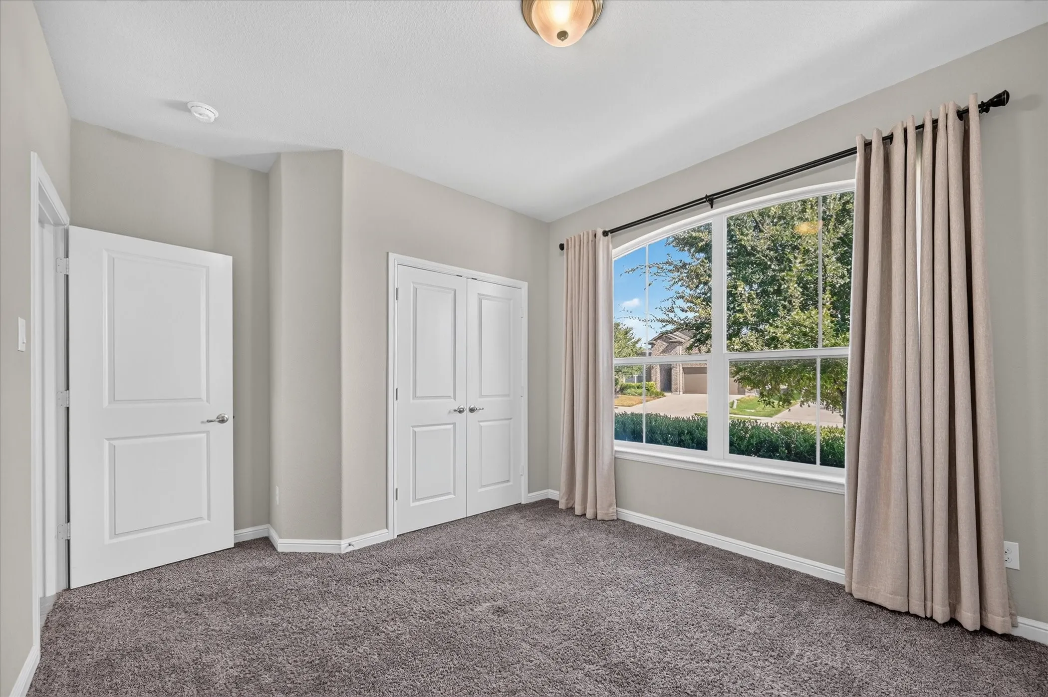 Single Family Residence For Sale in Denton County , 2508 Clay Creek Lane, Fort Worth, Texas 76177, 3 Bedroom, 2 Bathroom, 2 Garage spaces, 2,031 Sqft, built in 2019, mls#21384834, Real Estate Agent in Fort Worth, Homes For Sale in Denton county, Homes For Sale in Fort Worth, Realtor in Fort Worth Texas, Real Estate Brokerage Independent Realty Texas, Luminita Cordes Realtor