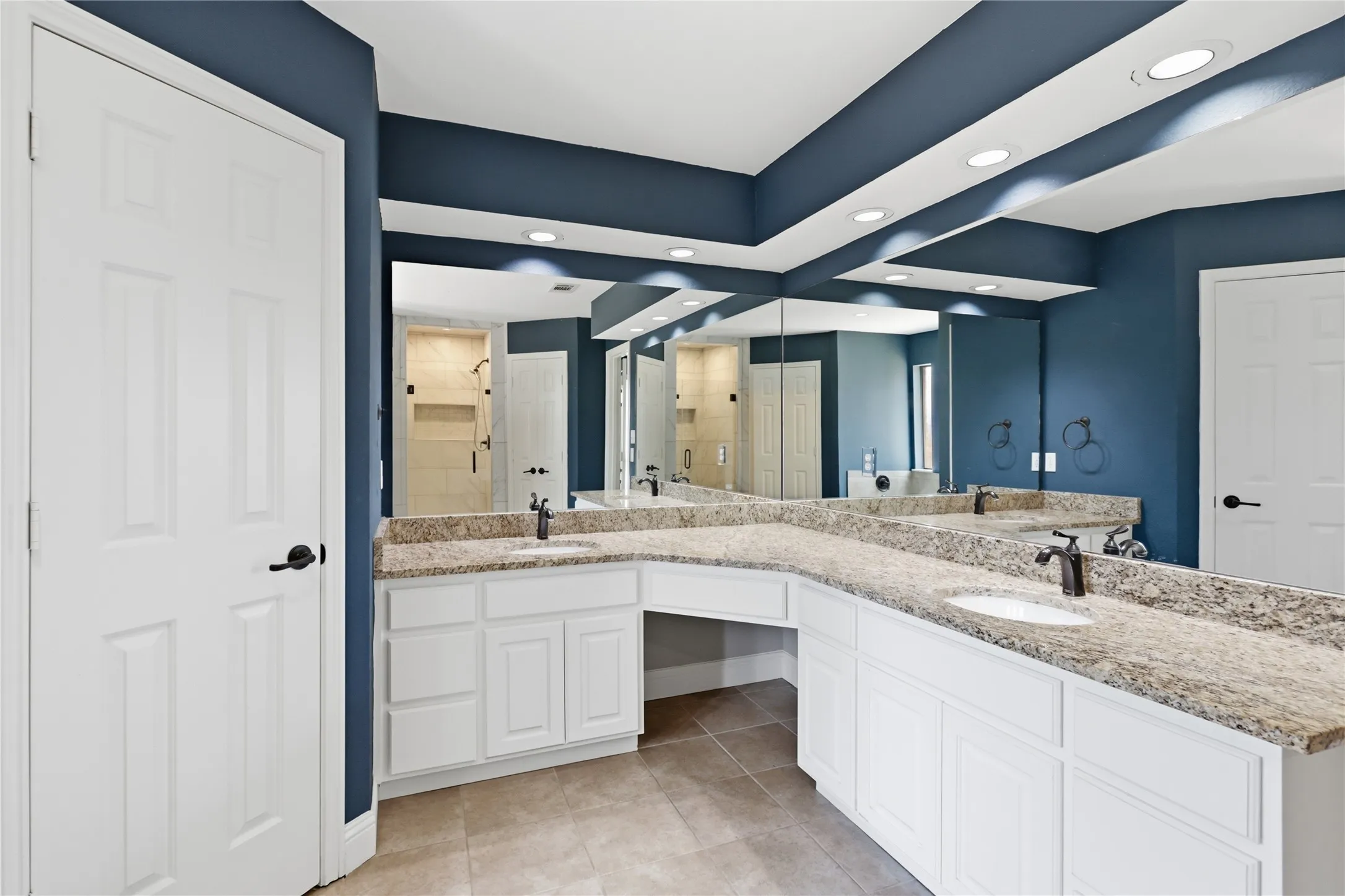 Single Family Residence For Sale in Denton County , 2312 Stone Glen Lane, Carrollton, Texas 75007, 4 Bedroom, 2 Bathroom, 2 Garage spaces, 2,326 Sqft, built in 1983, mls#21374474, Real Estate Agent in Carrollton, Homes For Sale in Denton county, Homes For Sale in Carrollton, Realtor in Carrollton Texas, Real Estate Brokerage Independent Realty Texas, Luminita Cordes Realtor
