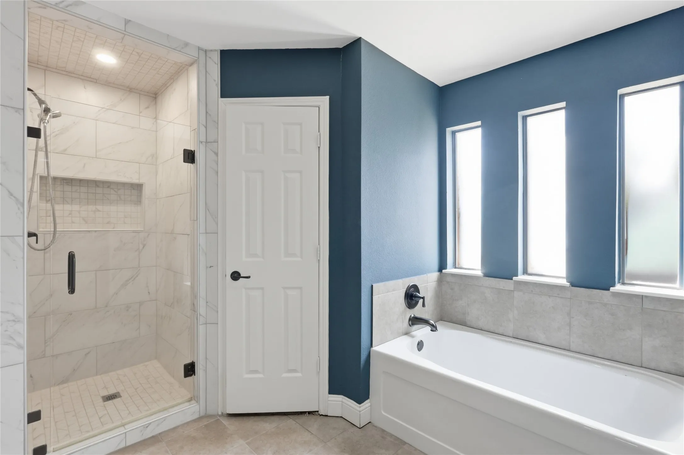 Single Family Residence For Sale in Denton County , 2312 Stone Glen Lane, Carrollton, Texas 75007, 4 Bedroom, 2 Bathroom, 2 Garage spaces, 2,326 Sqft, built in 1983, mls#21374474, Real Estate Agent in Carrollton, Homes For Sale in Denton county, Homes For Sale in Carrollton, Realtor in Carrollton Texas, Real Estate Brokerage Independent Realty Texas, Luminita Cordes Realtor