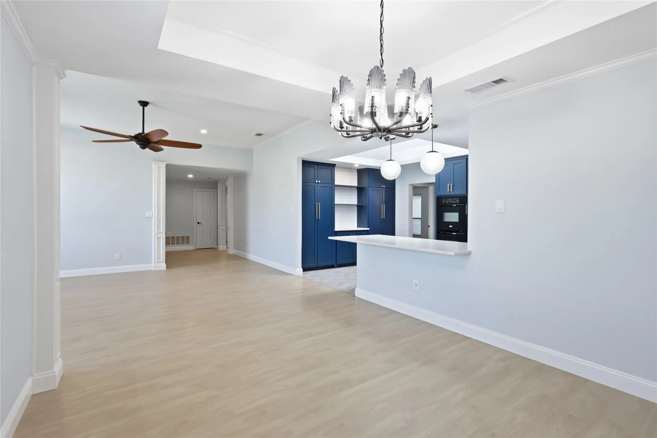 Single Family Residence For Sale in Denton County , 2312 Stone Glen Lane, Carrollton, Texas 75007, 4 Bedroom, 2 Bathroom, 2 Garage spaces, 2,326 Sqft, built in 1983, mls#21374474, Real Estate Agent in Carrollton, Homes For Sale in Denton county, Homes For Sale in Carrollton, Realtor in Carrollton Texas, Real Estate Brokerage Independent Realty Texas, Luminita Cordes Realtor