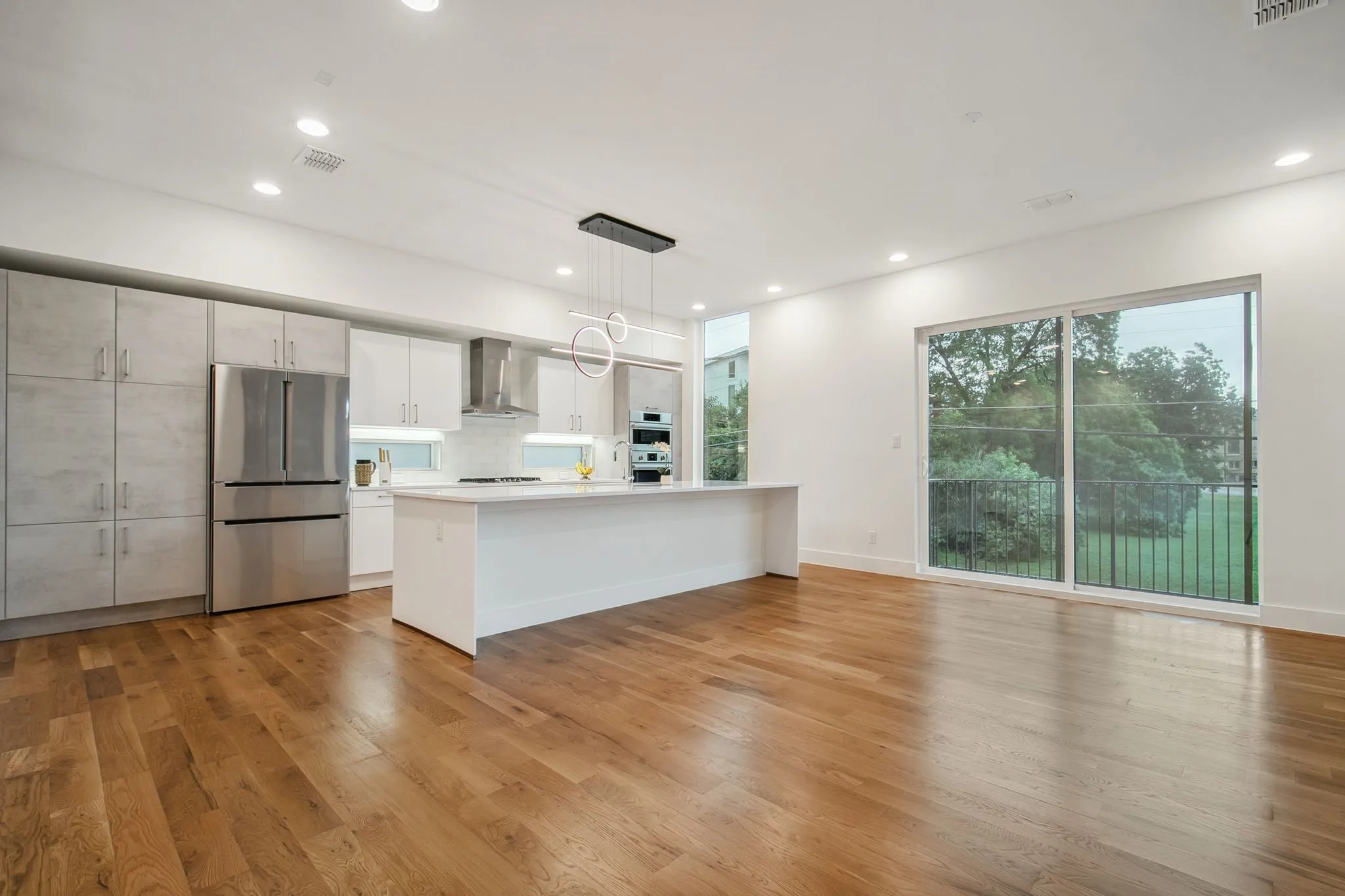 Townhouse For Rent in Dallas County , 1920 Cuyler Court, Dallas, Texas 75204, 3 Bedroom, 4 Bathroom, 2 Garage spaces, 2,242 Sqft, built in 2024, mls#21384854, Real Estate Agent in Dallas, Homes For Rent in Dallas county, Homes For Rent in Dallas, Realtor in Dallas Texas, Real Estate Brokerage Independent Realty Texas, Luminita Cordes Realtor