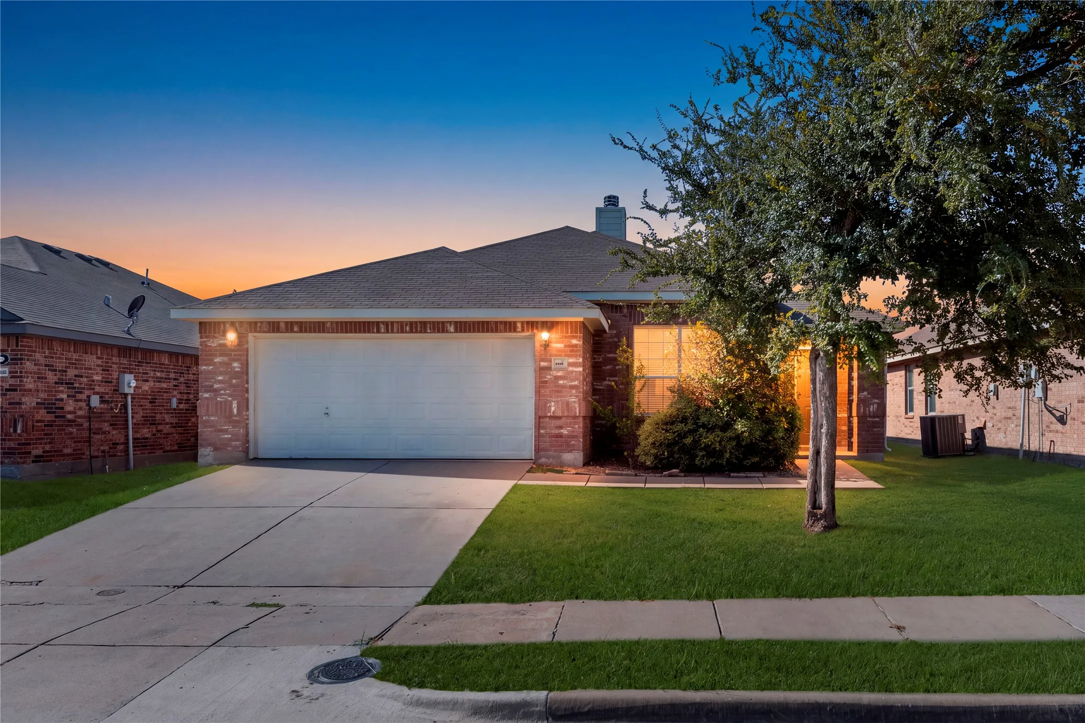 Single Family Residence For Sale in Kaufman County , 1115 Mule Deer Road, Forney, Texas 75126, 4 Bedroom, 2 Bathroom, 2 Garage spaces, 1,852 Sqft, built in 2006, mls#21384860, Real Estate Agent in Forney, Homes For Sale in Kaufman county, Homes For Sale in Forney, Realtor in Forney Texas, Real Estate Brokerage Independent Realty Texas, Luminita Cordes Realtor