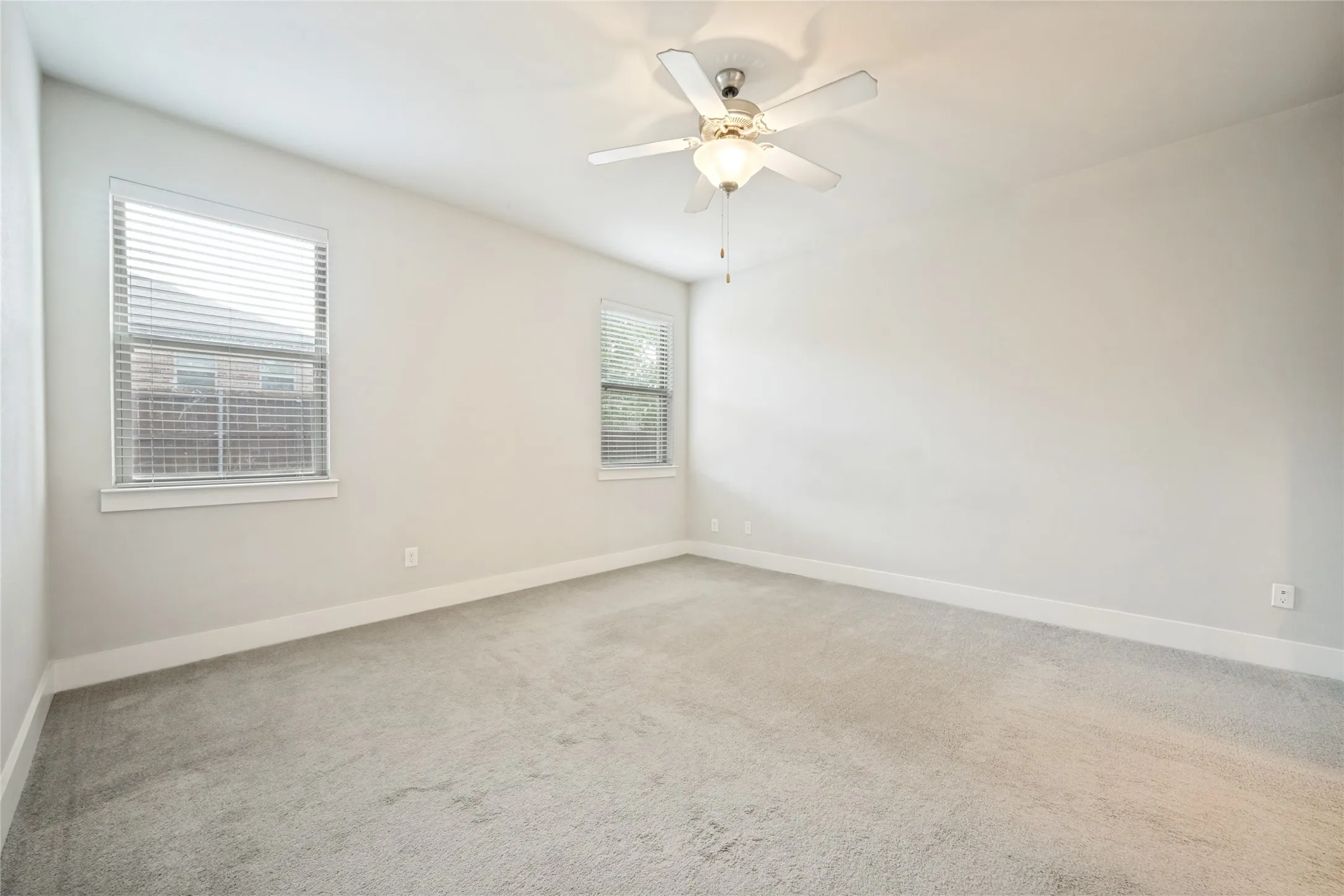 Single Family Residence For Sale in Denton County , 44 Kramer Lane, Sanger, Texas 76266, 4 Bedroom, 4 Bathroom, 2 Garage spaces, 2,156 Sqft, built in 2017, mls#21384829, Real Estate Agent in Sanger, Homes For Sale in Denton county, Homes For Sale in Sanger, Realtor in Sanger Texas, Real Estate Brokerage Independent Realty Texas, Luminita Cordes Realtor