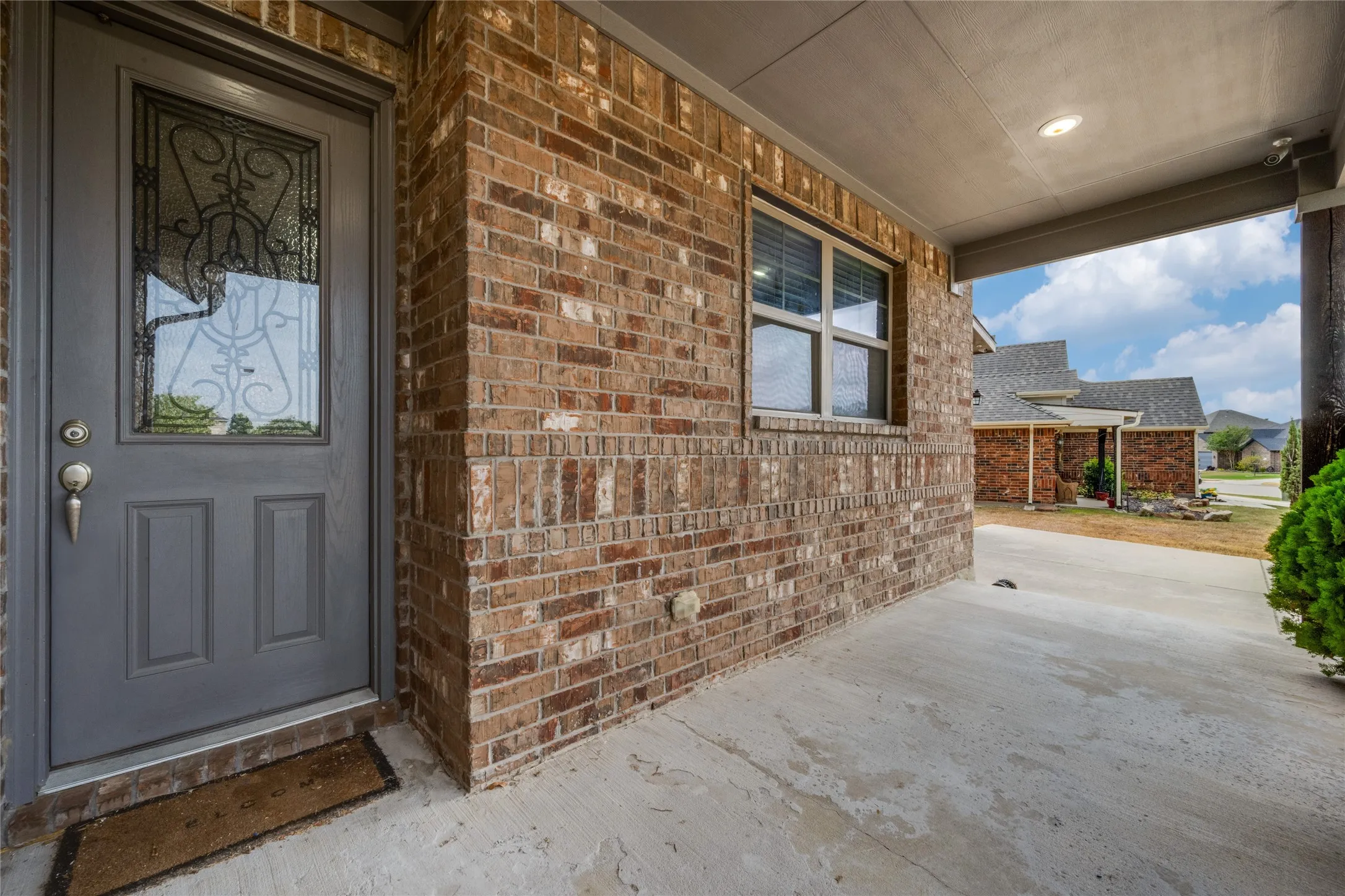 Single Family Residence For Sale in Denton County , 44 Kramer Lane, Sanger, Texas 76266, 4 Bedroom, 4 Bathroom, 2 Garage spaces, 2,156 Sqft, built in 2017, mls#21384829, Real Estate Agent in Sanger, Homes For Sale in Denton county, Homes For Sale in Sanger, Realtor in Sanger Texas, Real Estate Brokerage Independent Realty Texas, Luminita Cordes Realtor