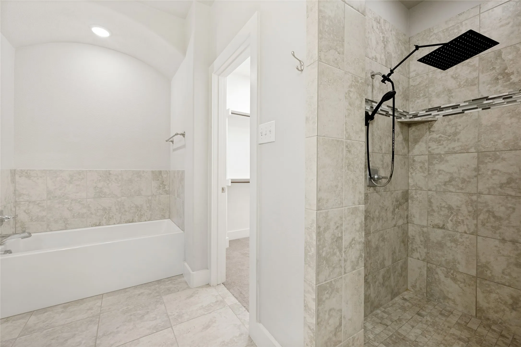 Single Family Residence For Sale in Denton County , 44 Kramer Lane, Sanger, Texas 76266, 4 Bedroom, 4 Bathroom, 2 Garage spaces, 2,156 Sqft, built in 2017, mls#21384829, Real Estate Agent in Sanger, Homes For Sale in Denton county, Homes For Sale in Sanger, Realtor in Sanger Texas, Real Estate Brokerage Independent Realty Texas, Luminita Cordes Realtor