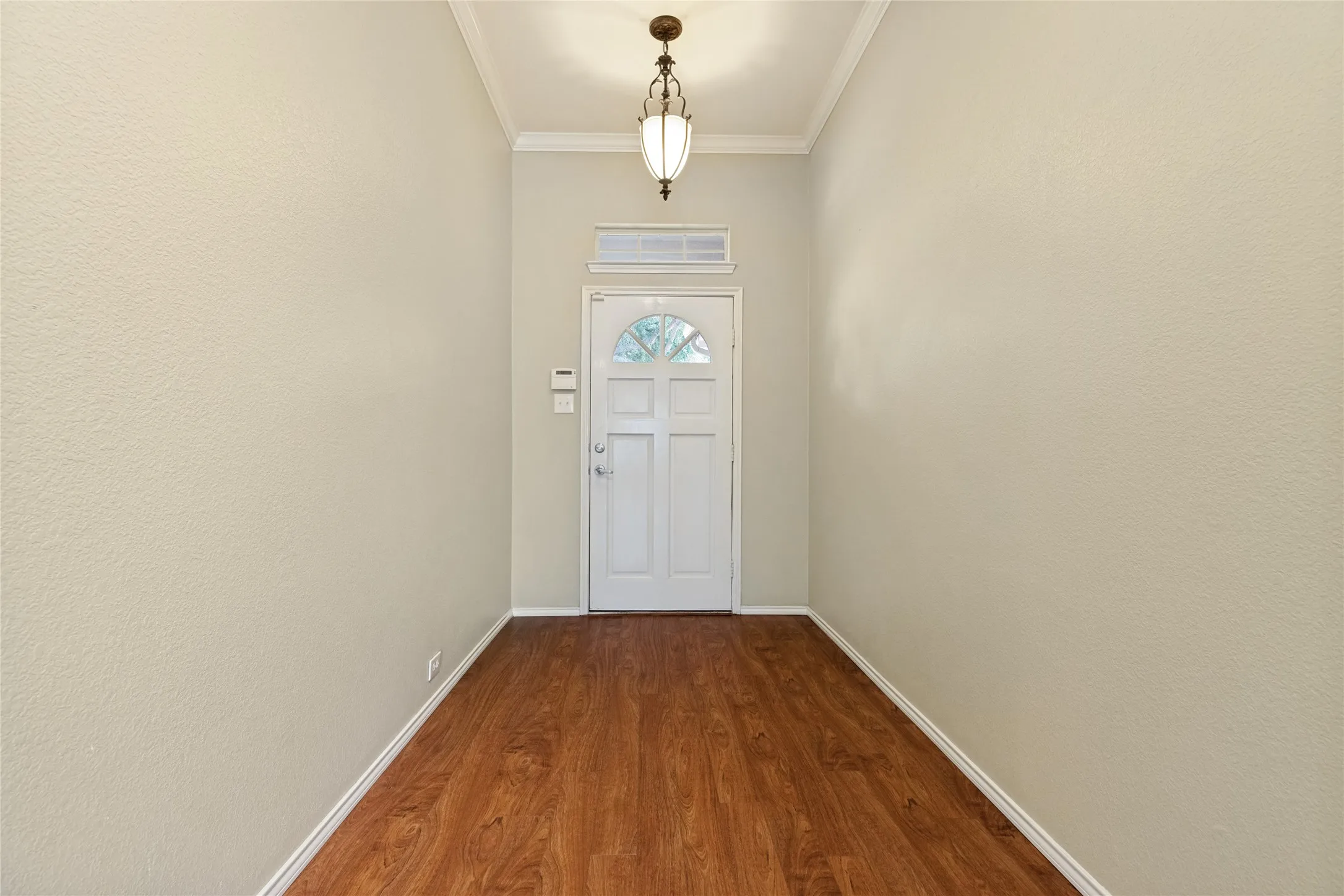 Single Family Residence For Sale in Collin County , 1233 Miller Lane, Celina, Texas 75009, 4 Bedroom, 2 Bathroom, 2 Garage spaces, 2,053 Sqft, built in 2004, mls#21383891, Real Estate Agent in Celina, Homes For Sale in Collin county, Homes For Sale in Celina, Realtor in Celina Texas, Real Estate Brokerage Independent Realty Texas, Luminita Cordes Realtor