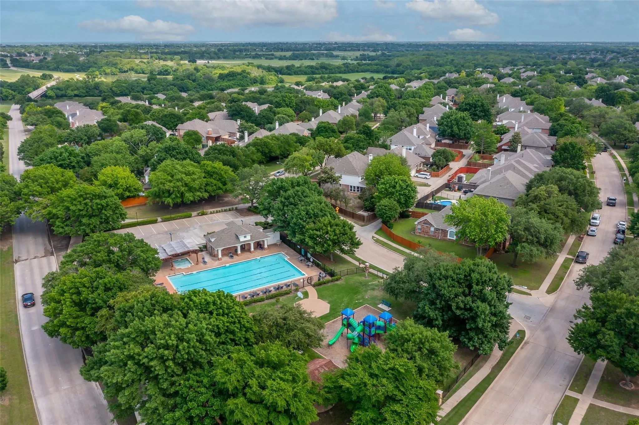 Single Family Residence For Rent in Collin County , 4412 Laney Court, Richardson, Texas 75082, 4 Bedroom, 2 Bathroom, 2 Garage spaces, 2,318 Sqft, built in 1999, mls#21384783, Real Estate Agent in Richardson, Homes For Rent in Collin county, Homes For Rent in Richardson, Realtor in Richardson Texas, Real Estate Brokerage Independent Realty Texas, Luminita Cordes Realtor