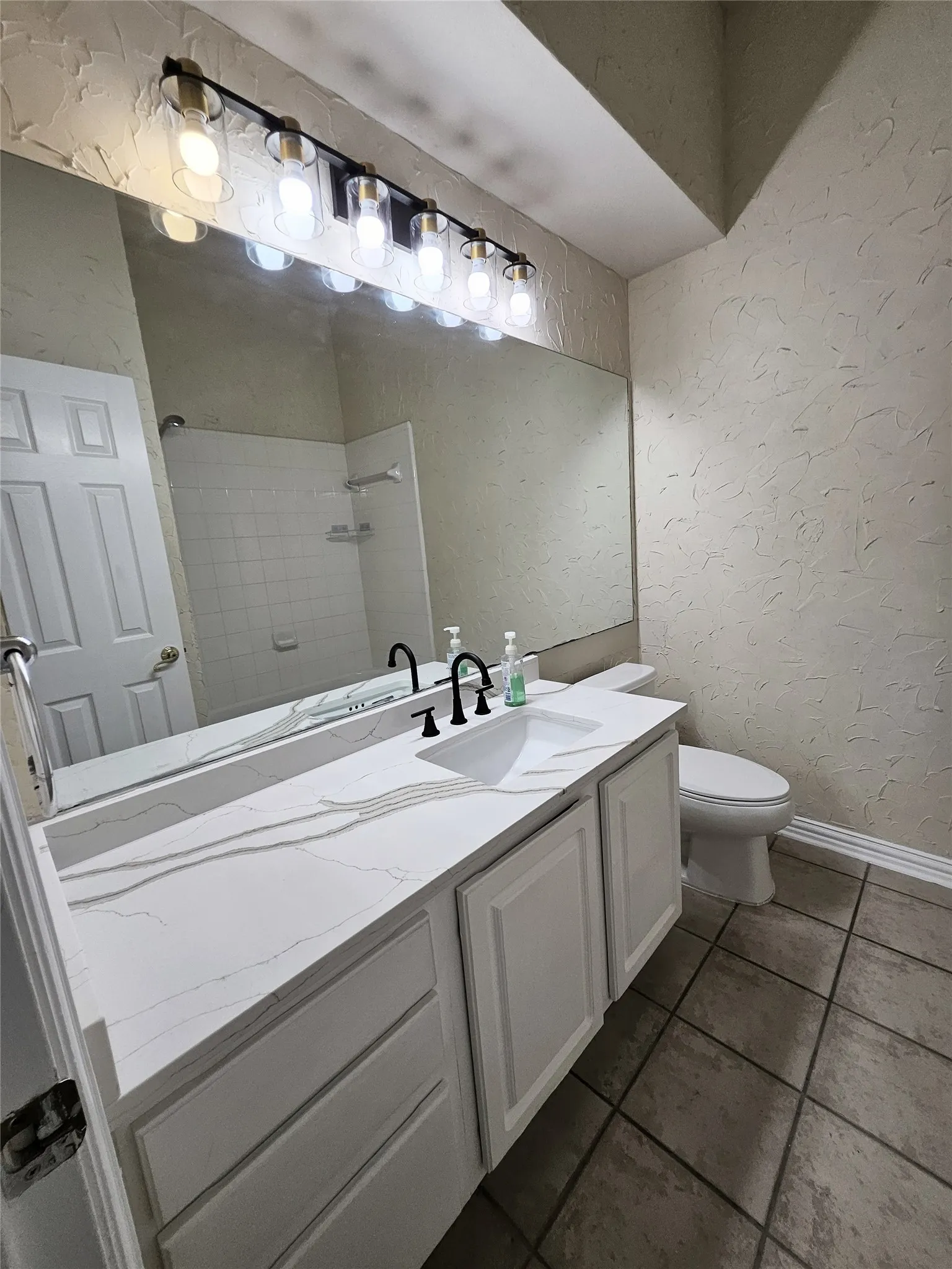 Single Family Residence For Rent in Collin County , 4412 Laney Court, Richardson, Texas 75082, 4 Bedroom, 2 Bathroom, 2 Garage spaces, 2,318 Sqft, built in 1999, mls#21384783, Real Estate Agent in Richardson, Homes For Rent in Collin county, Homes For Rent in Richardson, Realtor in Richardson Texas, Real Estate Brokerage Independent Realty Texas, Luminita Cordes Realtor
