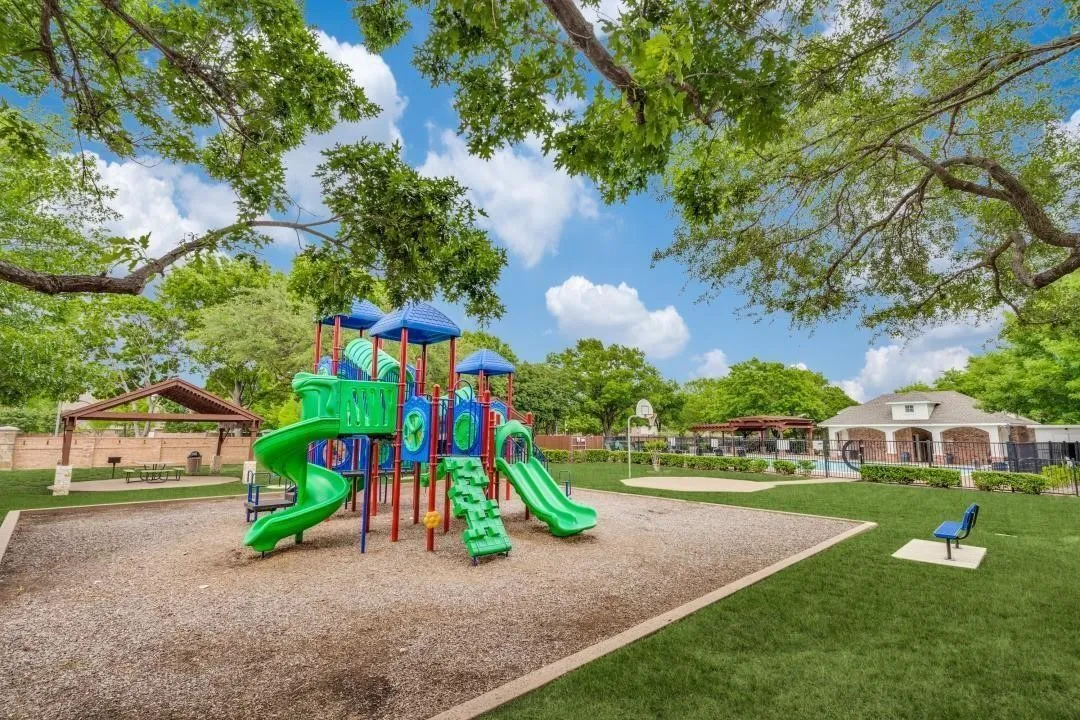Single Family Residence For Rent in Collin County , 4412 Laney Court, Richardson, Texas 75082, 4 Bedroom, 2 Bathroom, 2 Garage spaces, 2,318 Sqft, built in 1999, mls#21384783, Real Estate Agent in Richardson, Homes For Rent in Collin county, Homes For Rent in Richardson, Realtor in Richardson Texas, Real Estate Brokerage Independent Realty Texas, Luminita Cordes Realtor