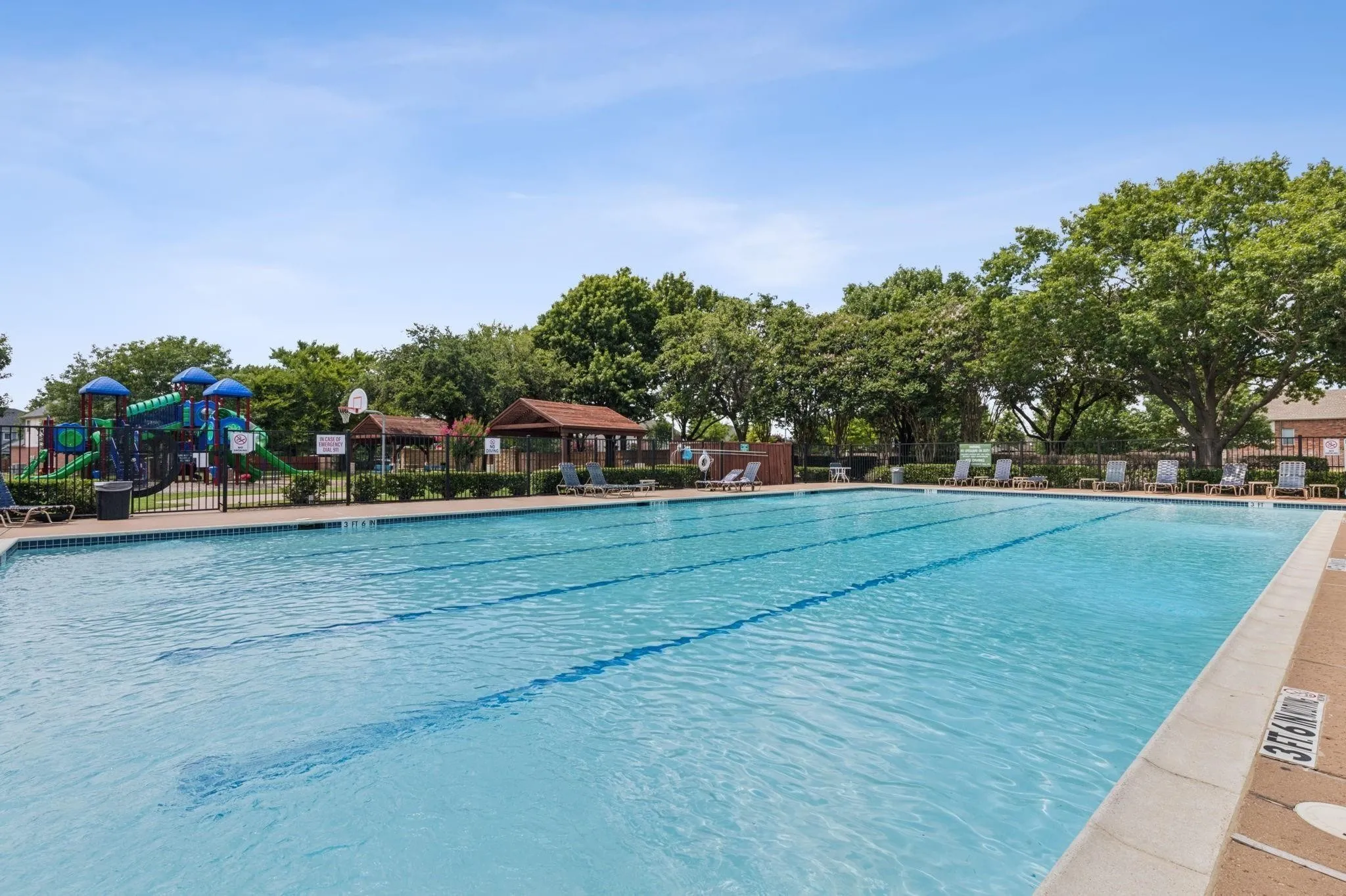 Single Family Residence For Rent in Collin County , 4412 Laney Court, Richardson, Texas 75082, 4 Bedroom, 2 Bathroom, 2 Garage spaces, 2,318 Sqft, built in 1999, mls#21384783, Real Estate Agent in Richardson, Homes For Rent in Collin county, Homes For Rent in Richardson, Realtor in Richardson Texas, Real Estate Brokerage Independent Realty Texas, Luminita Cordes Realtor