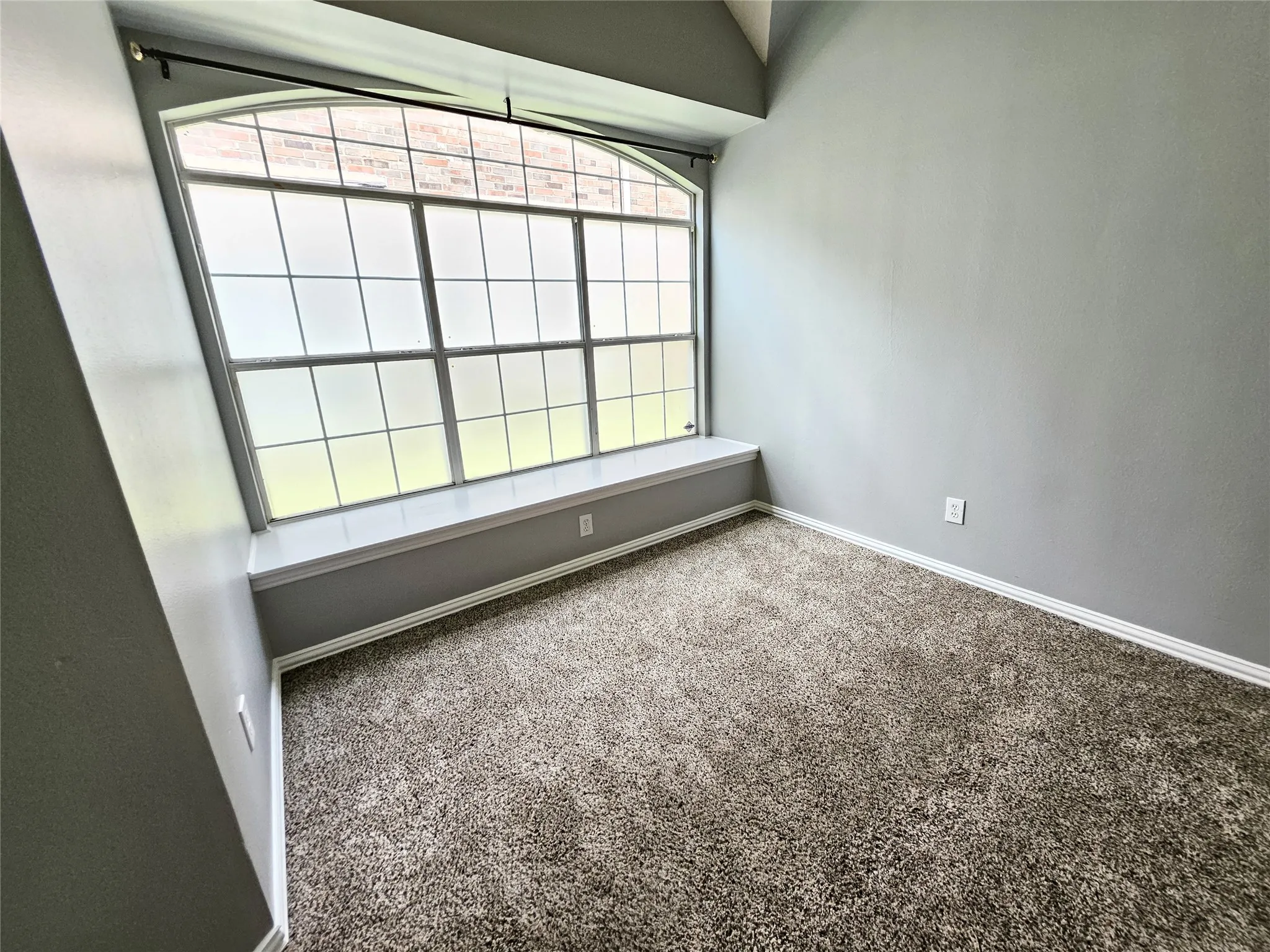 Single Family Residence For Rent in Collin County , 4412 Laney Court, Richardson, Texas 75082, 4 Bedroom, 2 Bathroom, 2 Garage spaces, 2,318 Sqft, built in 1999, mls#21384783, Real Estate Agent in Richardson, Homes For Rent in Collin county, Homes For Rent in Richardson, Realtor in Richardson Texas, Real Estate Brokerage Independent Realty Texas, Luminita Cordes Realtor