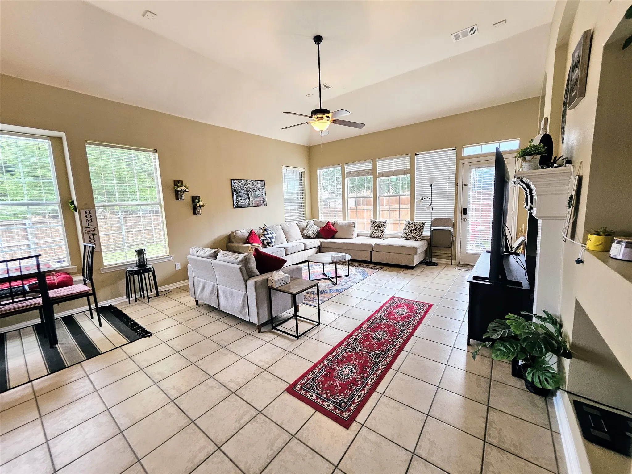 Single Family Residence For Rent in Collin County , 4412 Laney Court, Richardson, Texas 75082, 4 Bedroom, 2 Bathroom, 2 Garage spaces, 2,318 Sqft, built in 1999, mls#21384783, Real Estate Agent in Richardson, Homes For Rent in Collin county, Homes For Rent in Richardson, Realtor in Richardson Texas, Real Estate Brokerage Independent Realty Texas, Luminita Cordes Realtor