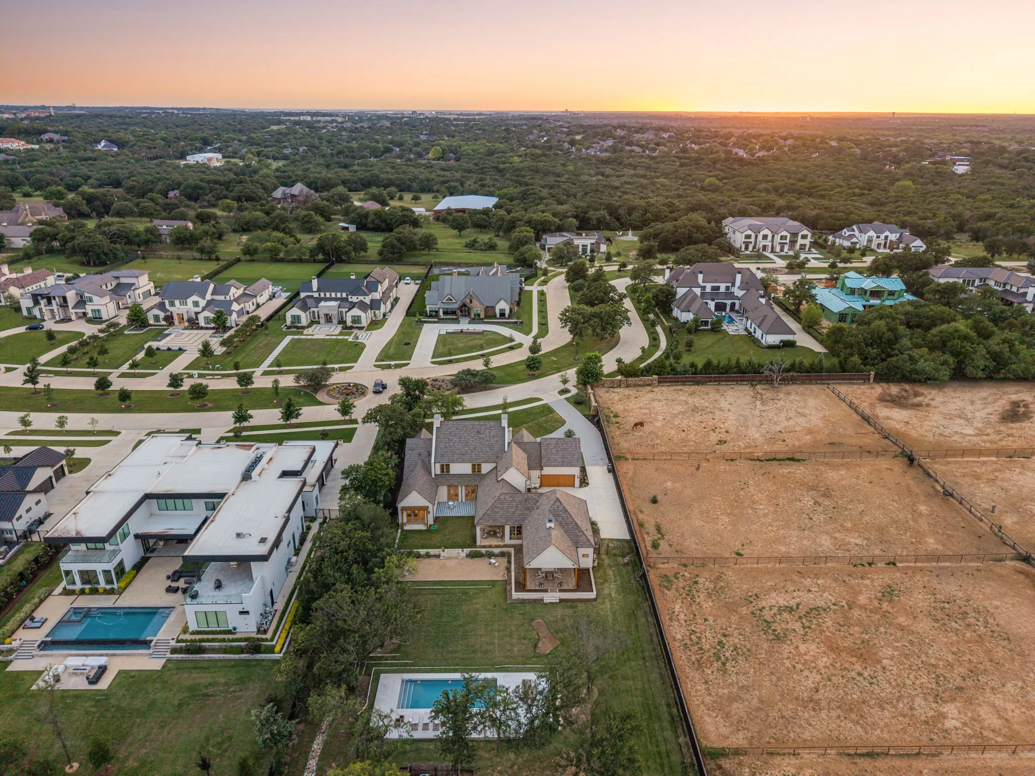 Single Family Residence For Sale in Denton County , 4413 Saddleback Lane, Southlake, Texas 76092, 5 Bedroom, 6 Bathroom, 4 Garage spaces, 5,715 Sqft, built in 2023, mls#21384297, Real Estate Agent in Southlake, Homes For Sale in Denton county, Homes For Sale in Southlake, Realtor in Southlake Texas, Real Estate Brokerage Independent Realty Texas, Luminita Cordes Realtor