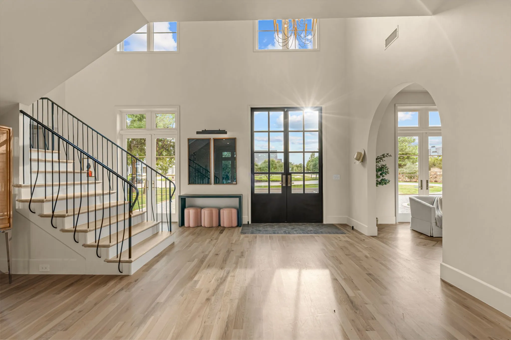 Single Family Residence For Sale in Denton County , 4413 Saddleback Lane, Southlake, Texas 76092, 5 Bedroom, 6 Bathroom, 4 Garage spaces, 5,715 Sqft, built in 2023, mls#21384297, Real Estate Agent in Southlake, Homes For Sale in Denton county, Homes For Sale in Southlake, Realtor in Southlake Texas, Real Estate Brokerage Independent Realty Texas, Luminita Cordes Realtor
