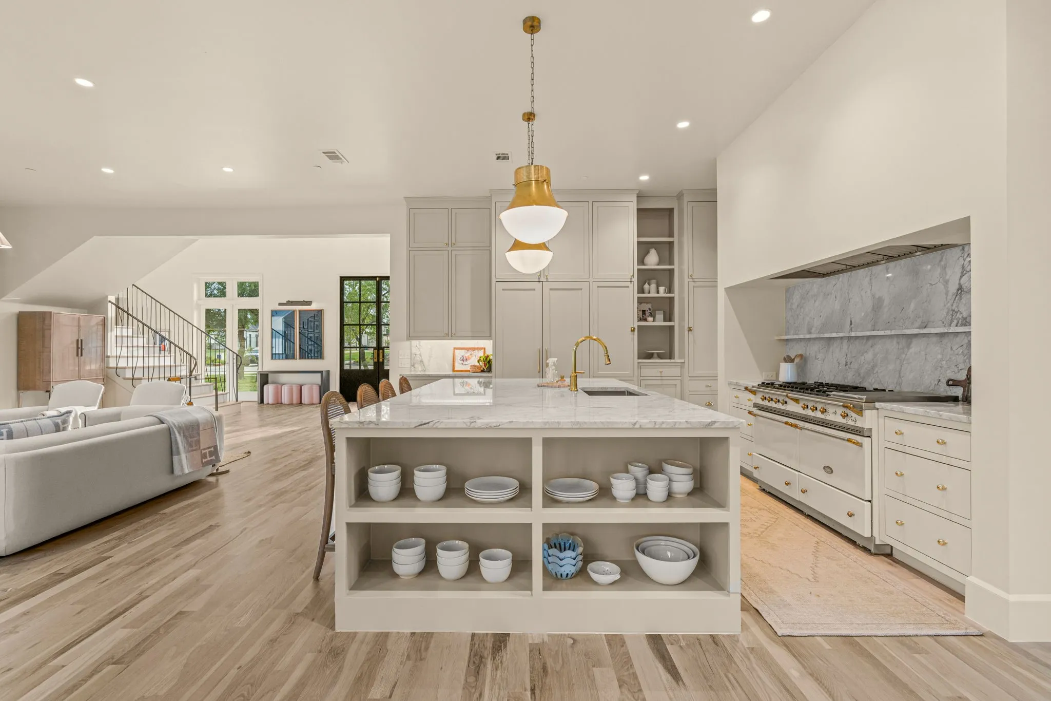 Single Family Residence For Sale in Denton County , 4413 Saddleback Lane, Southlake, Texas 76092, 5 Bedroom, 6 Bathroom, 4 Garage spaces, 5,715 Sqft, built in 2023, mls#21384297, Real Estate Agent in Southlake, Homes For Sale in Denton county, Homes For Sale in Southlake, Realtor in Southlake Texas, Real Estate Brokerage Independent Realty Texas, Luminita Cordes Realtor