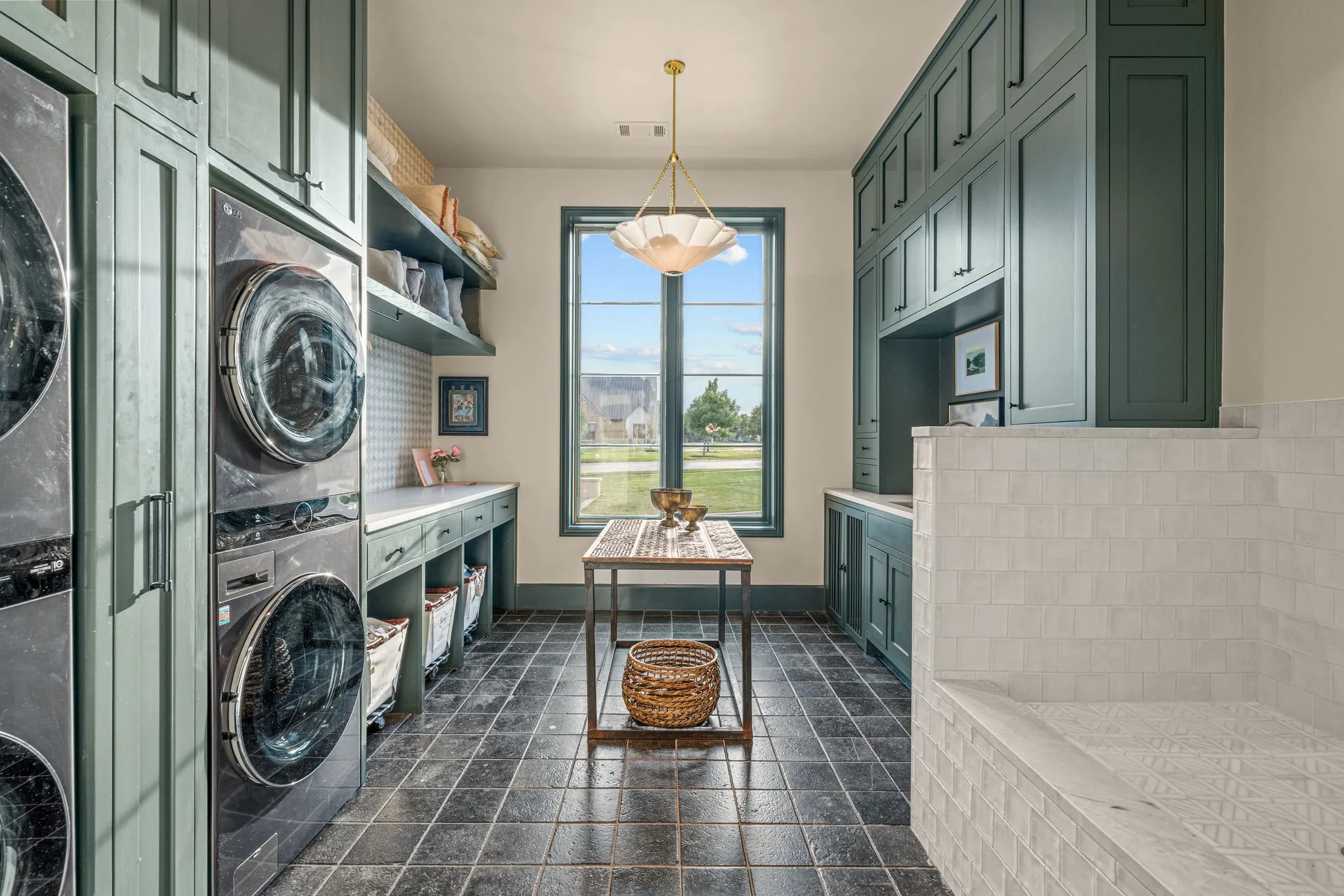 Single Family Residence For Sale in Denton County , 4413 Saddleback Lane, Southlake, Texas 76092, 5 Bedroom, 6 Bathroom, 4 Garage spaces, 5,715 Sqft, built in 2023, mls#21384297, Real Estate Agent in Southlake, Homes For Sale in Denton county, Homes For Sale in Southlake, Realtor in Southlake Texas, Real Estate Brokerage Independent Realty Texas, Luminita Cordes Realtor