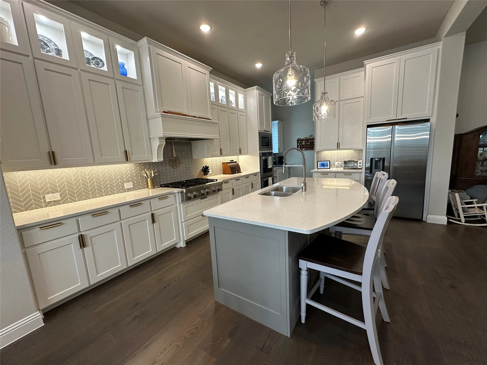 Single Family Residence For Sale in Collin County , 2805 Maverick Way, Celina, Texas 75009, 3 Bedroom, 4 Bathroom, 4 Garage spaces, 2,892 Sqft, built in 2019, mls#21384562, Real Estate Agent in Celina, Homes For Sale in Collin county, Homes For Sale in Celina, Realtor in Celina Texas, Real Estate Brokerage Independent Realty Texas, Luminita Cordes Realtor