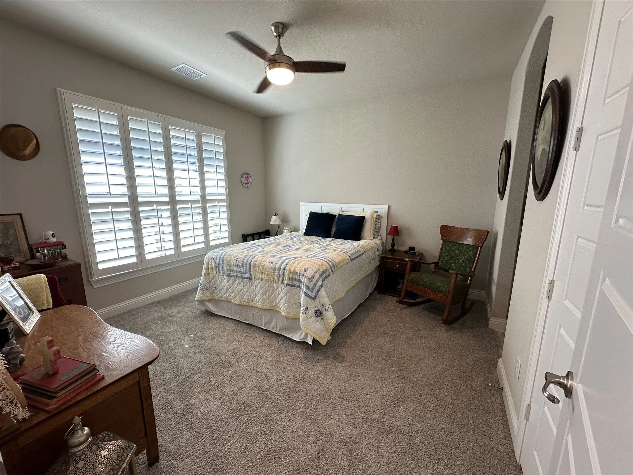 Single Family Residence For Sale in Collin County , 2805 Maverick Way, Celina, Texas 75009, 3 Bedroom, 4 Bathroom, 4 Garage spaces, 2,892 Sqft, built in 2019, mls#21384562, Real Estate Agent in Celina, Homes For Sale in Collin county, Homes For Sale in Celina, Realtor in Celina Texas, Real Estate Brokerage Independent Realty Texas, Luminita Cordes Realtor